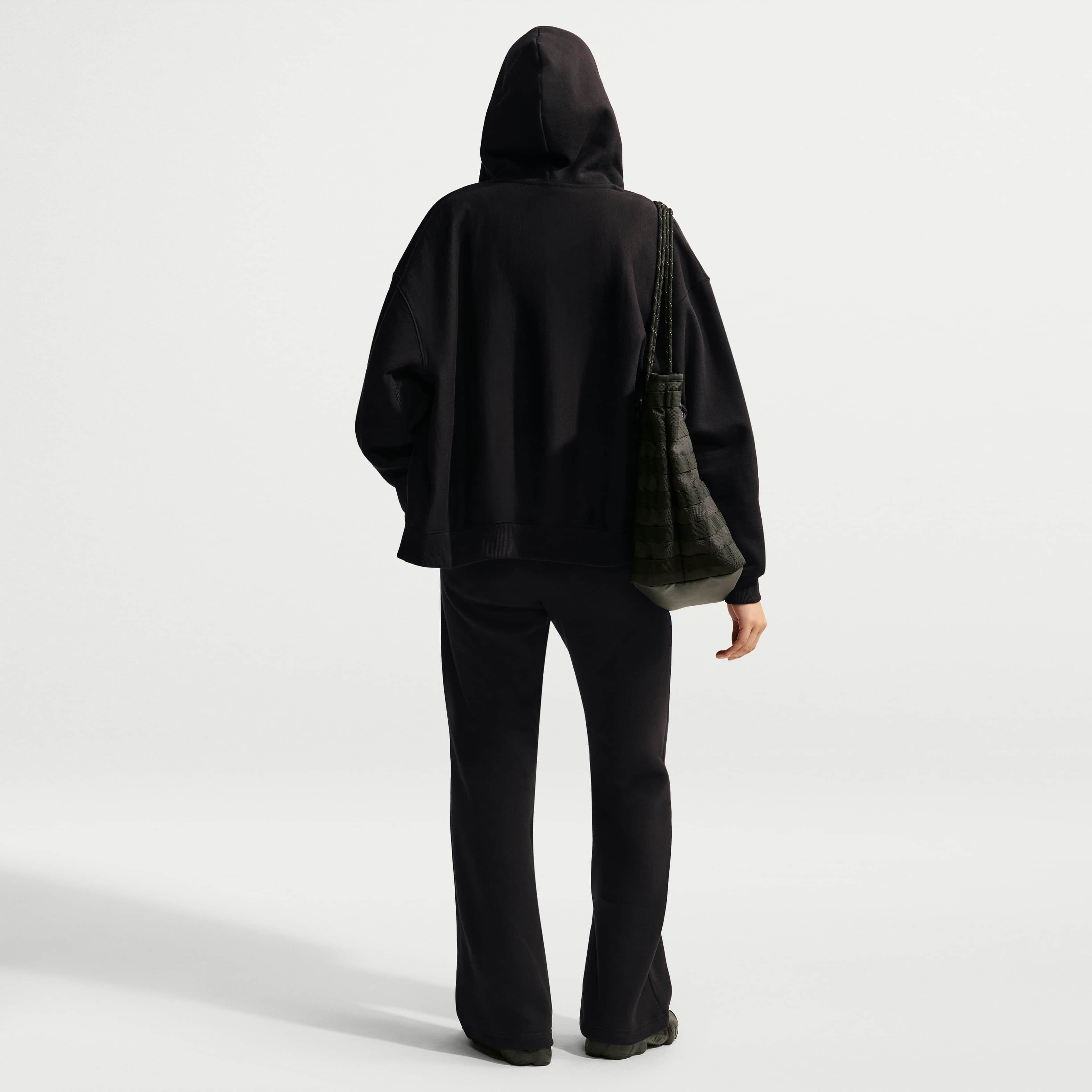 Nike Studio Fleece Medium Weight image number 4