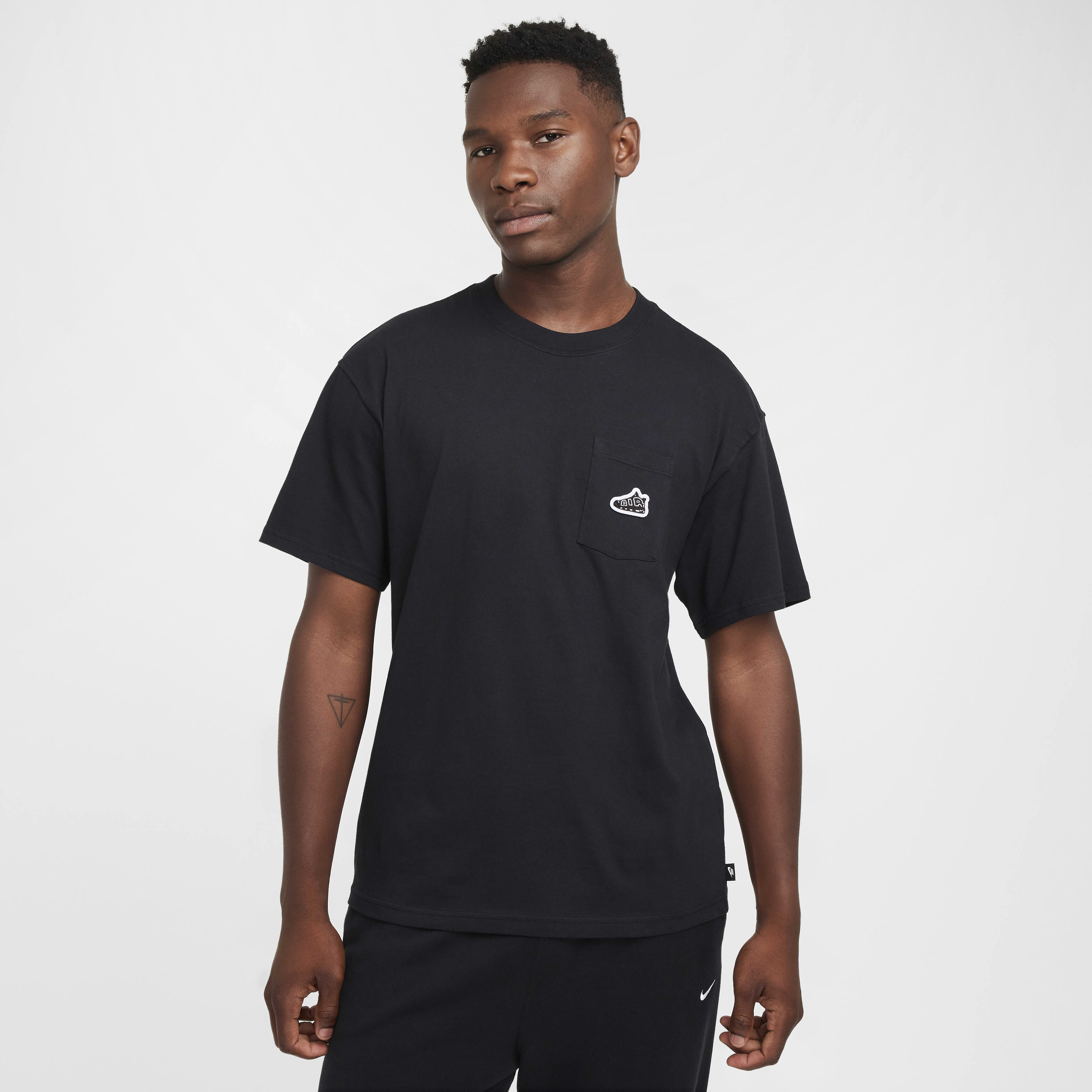 Buy Nike Sportswear Men s Max90 T Shirt Nike Kuwait Official