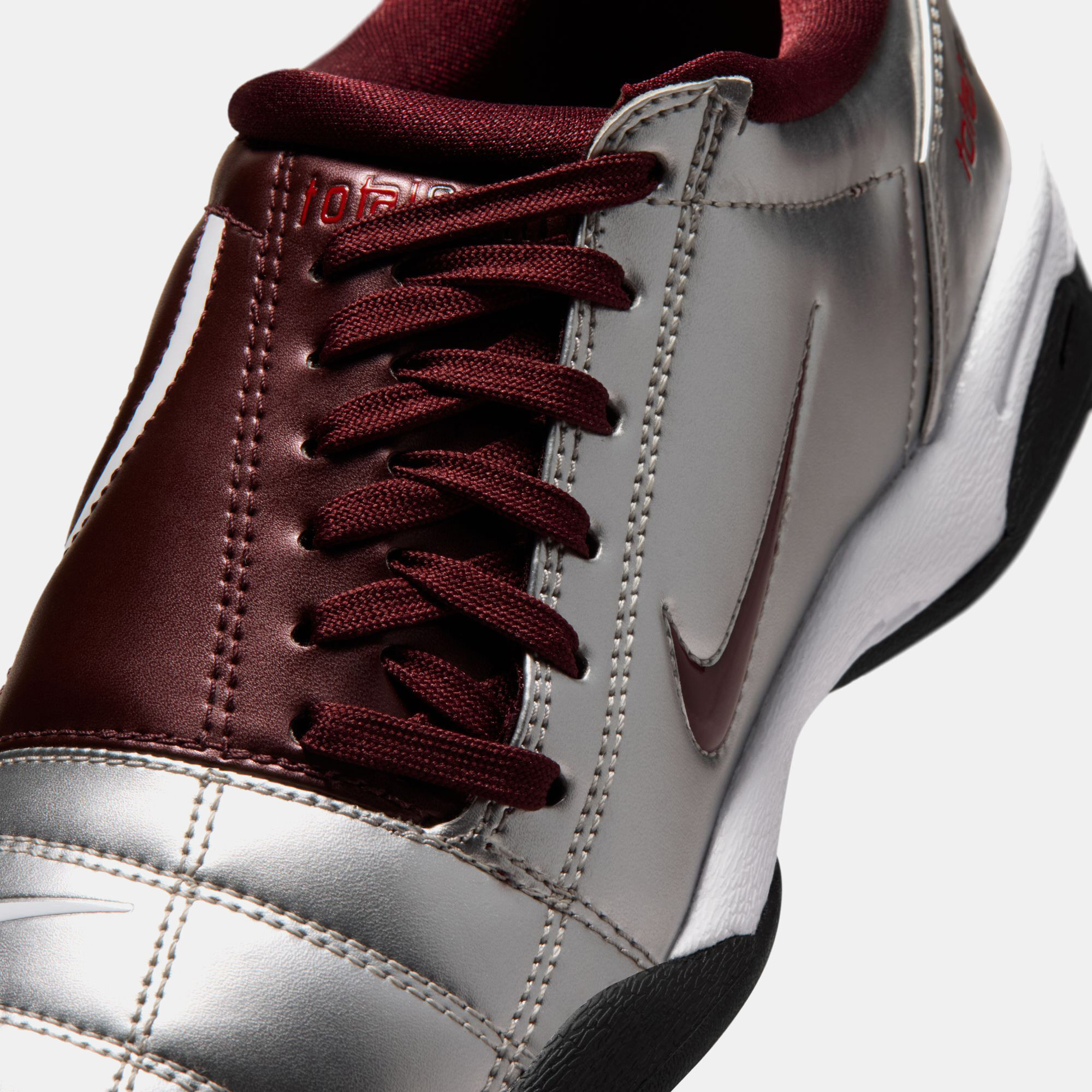 نايكي توتال 90 image number 8