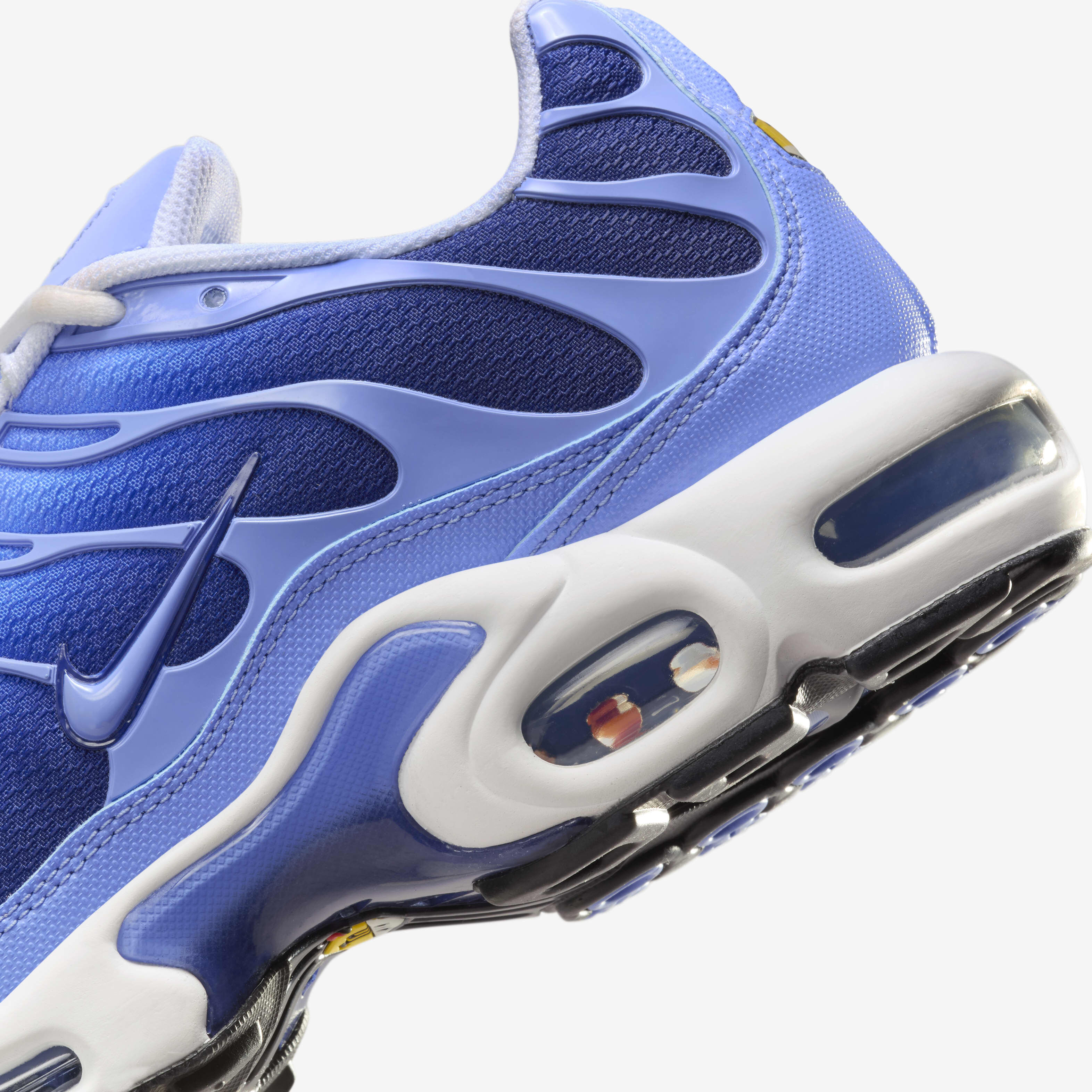 Nike Air Max Plus image number 7