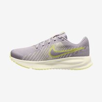 Nike Run Defy
