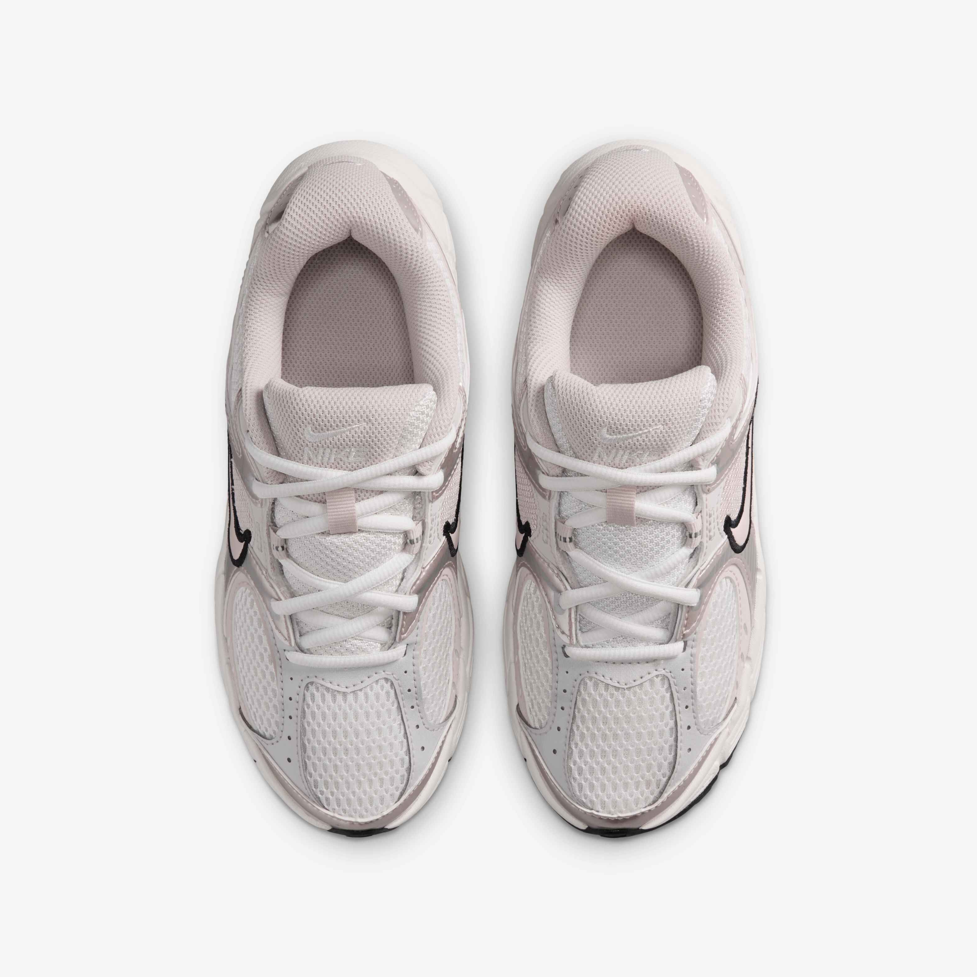 Nike V5 RNR image number 3