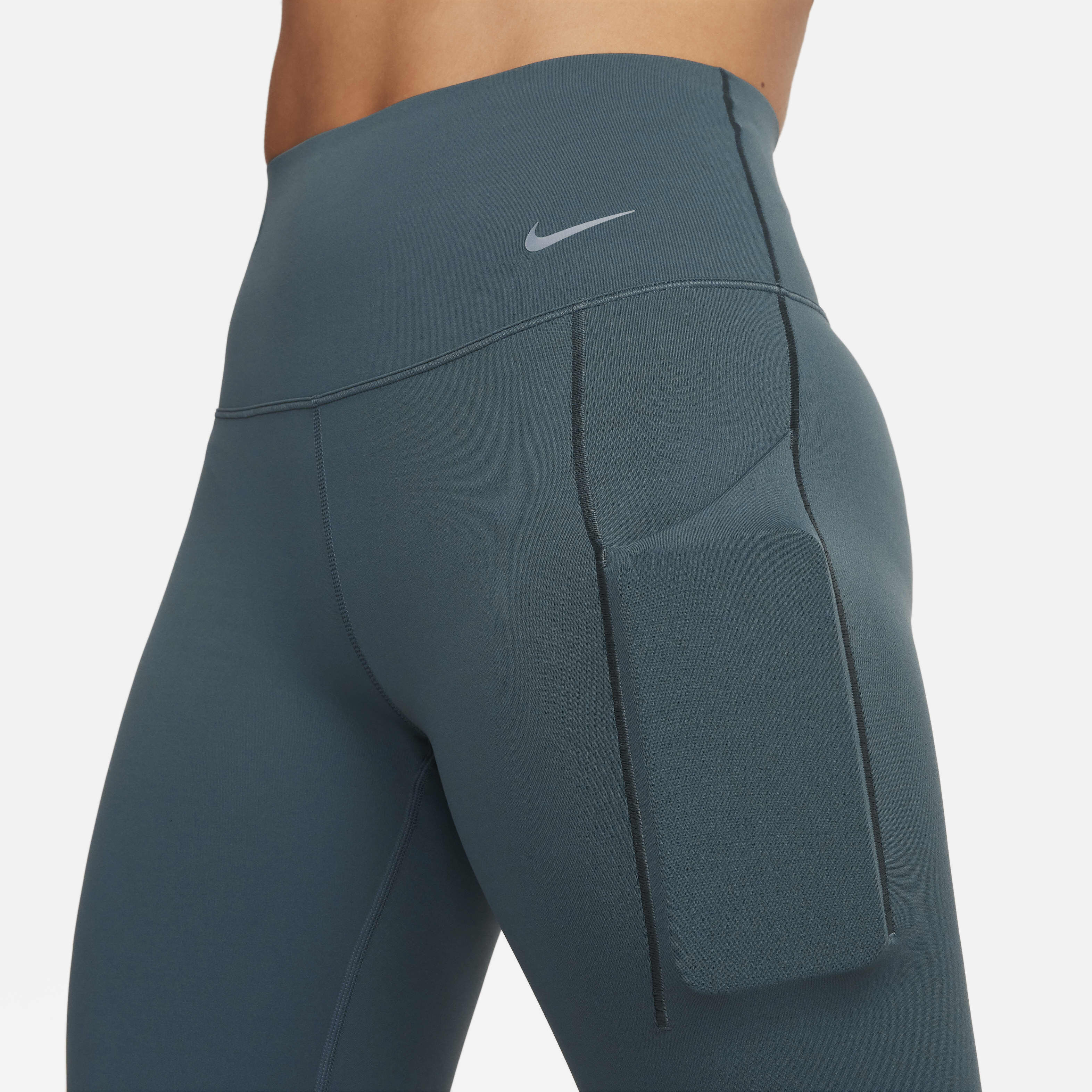 Nike Universa image number 6