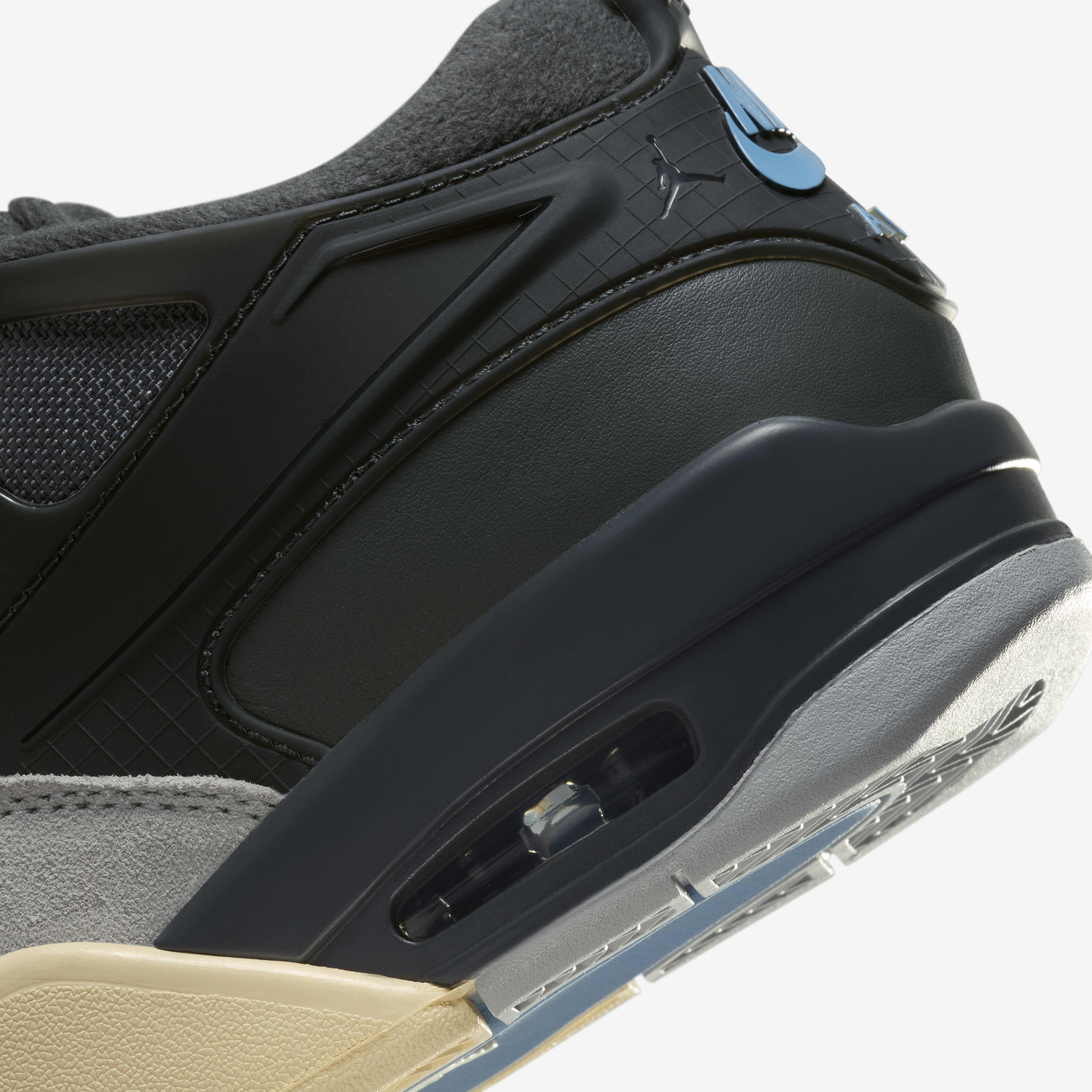 Air Jordan 4 RM image number 7