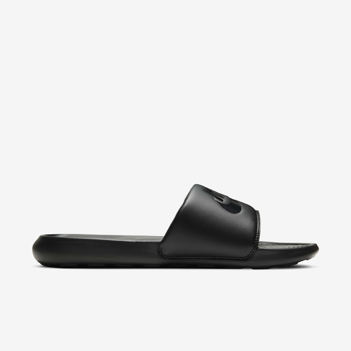 Nike Victori One image number 3 Nike Victori One image number 3