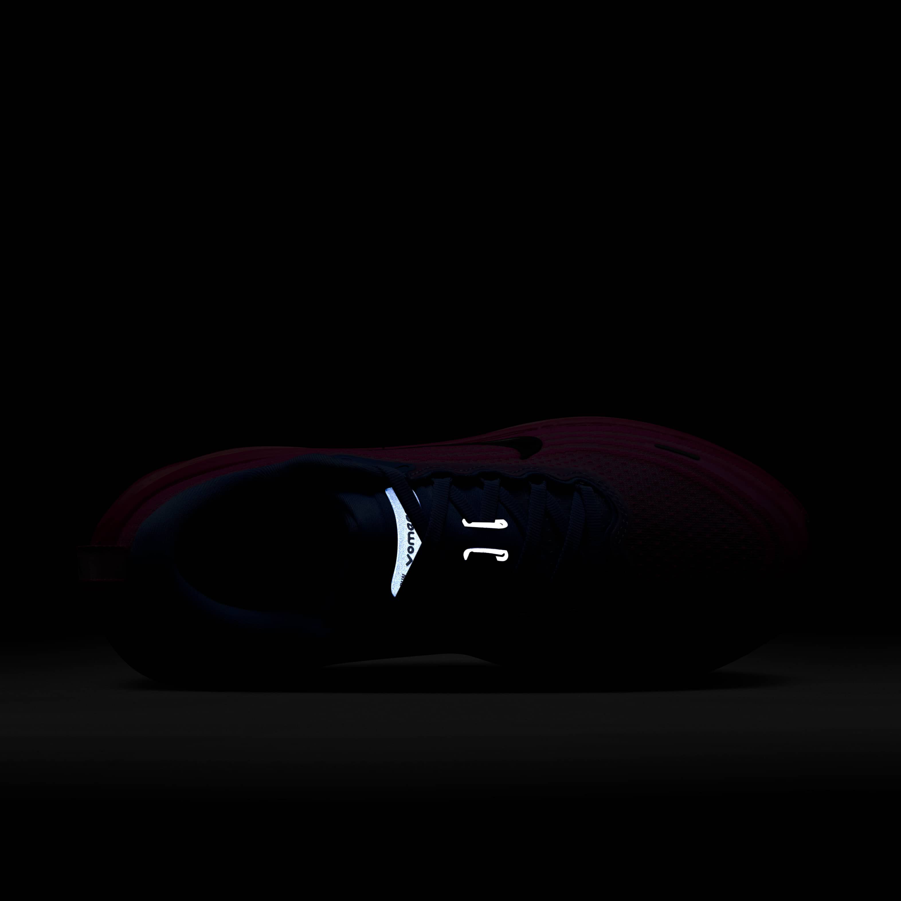 نايكي فوميرو بلس image number 8