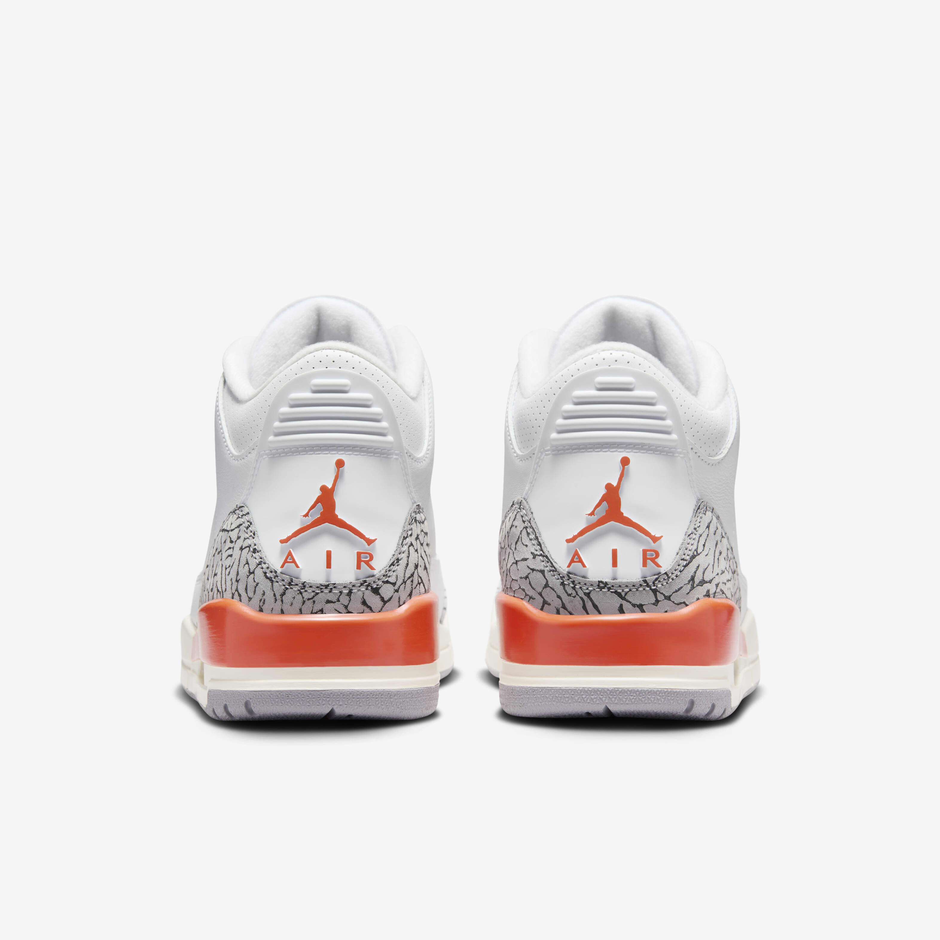 Air Jordan 3 Retro image number 5