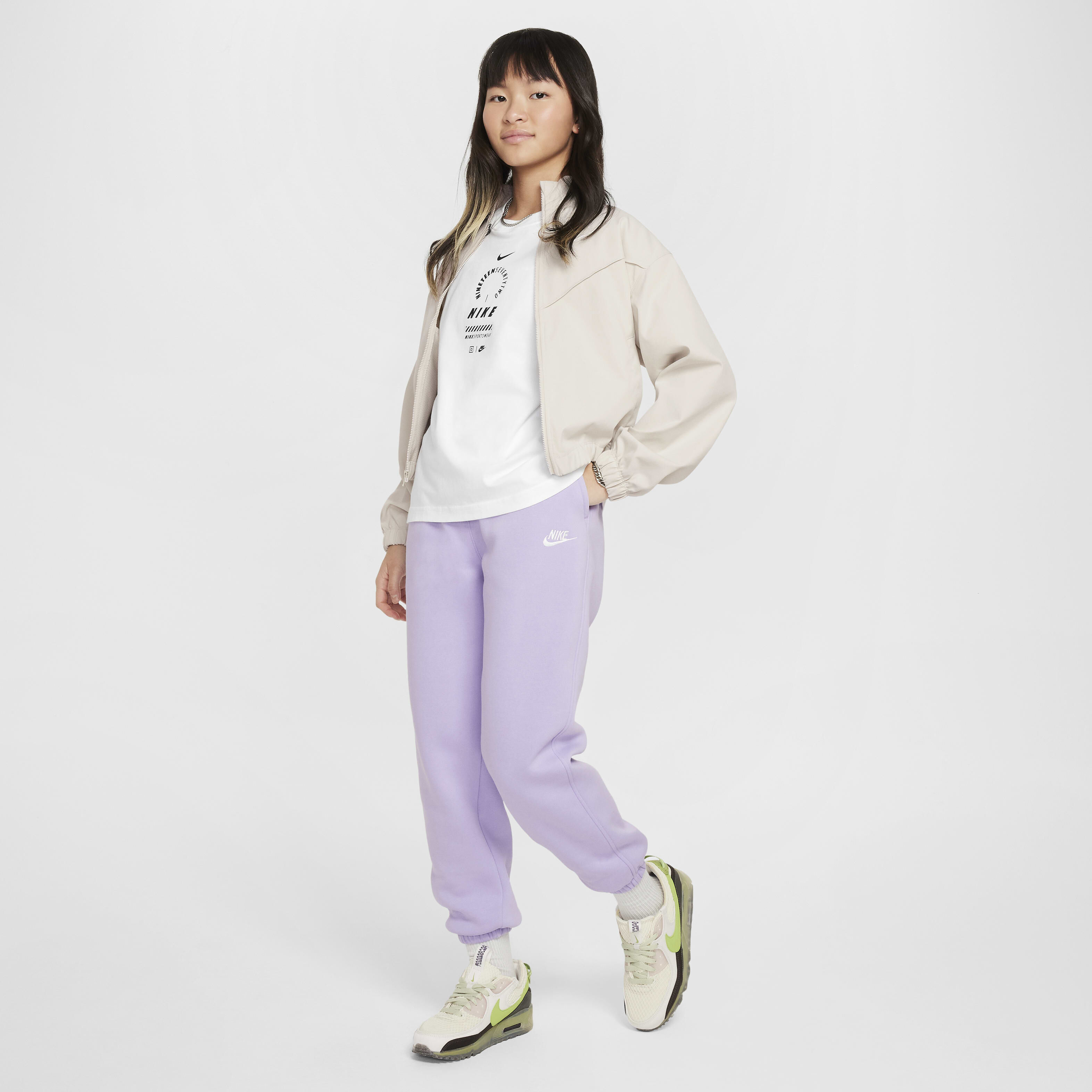 Buy Nike Sportswear Club Fleece Older Kids' Loose Trousers