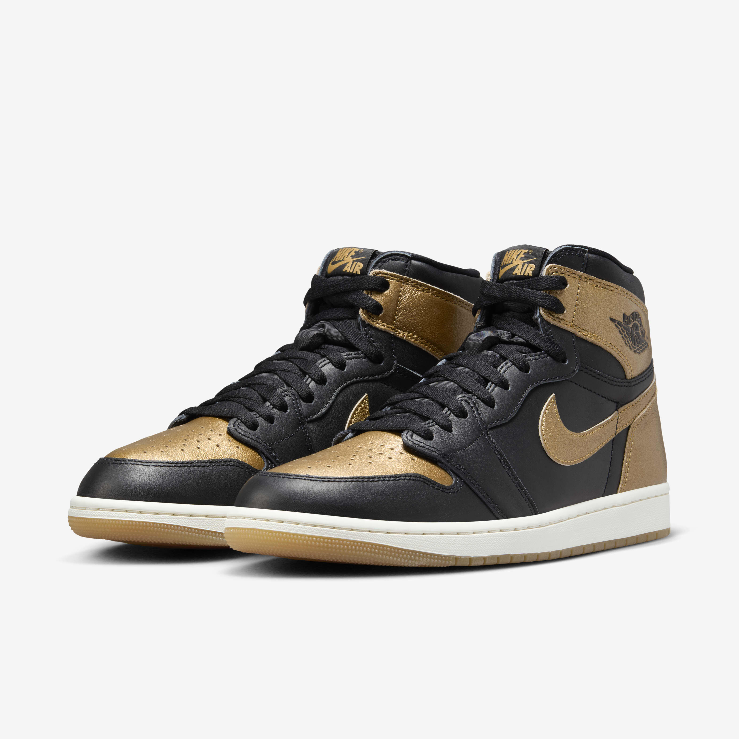 Buy Air Jordan 1 Retro High OG Men s Shoes Nike Kuwait Official