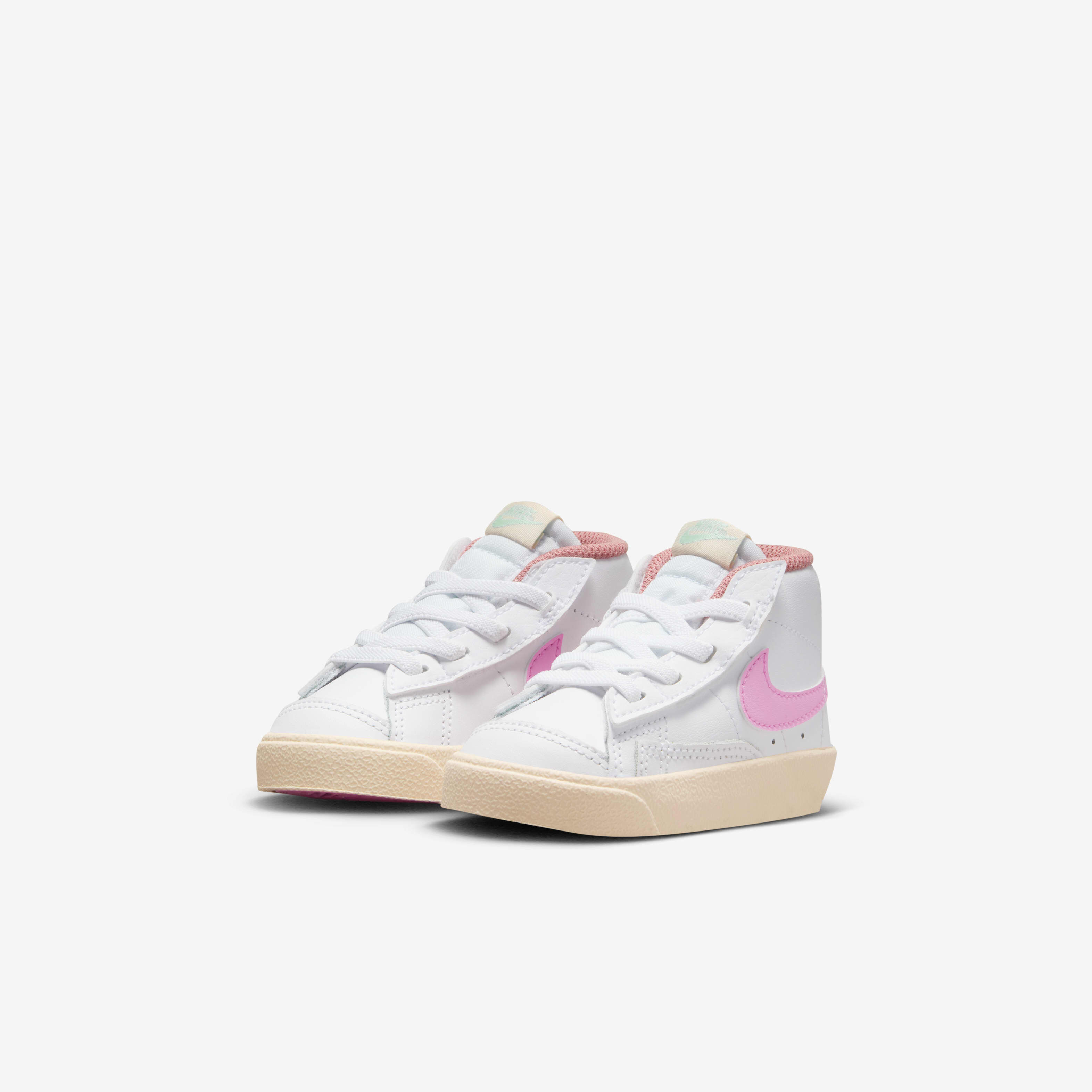 Nike Blazer Mid '77 image number 4