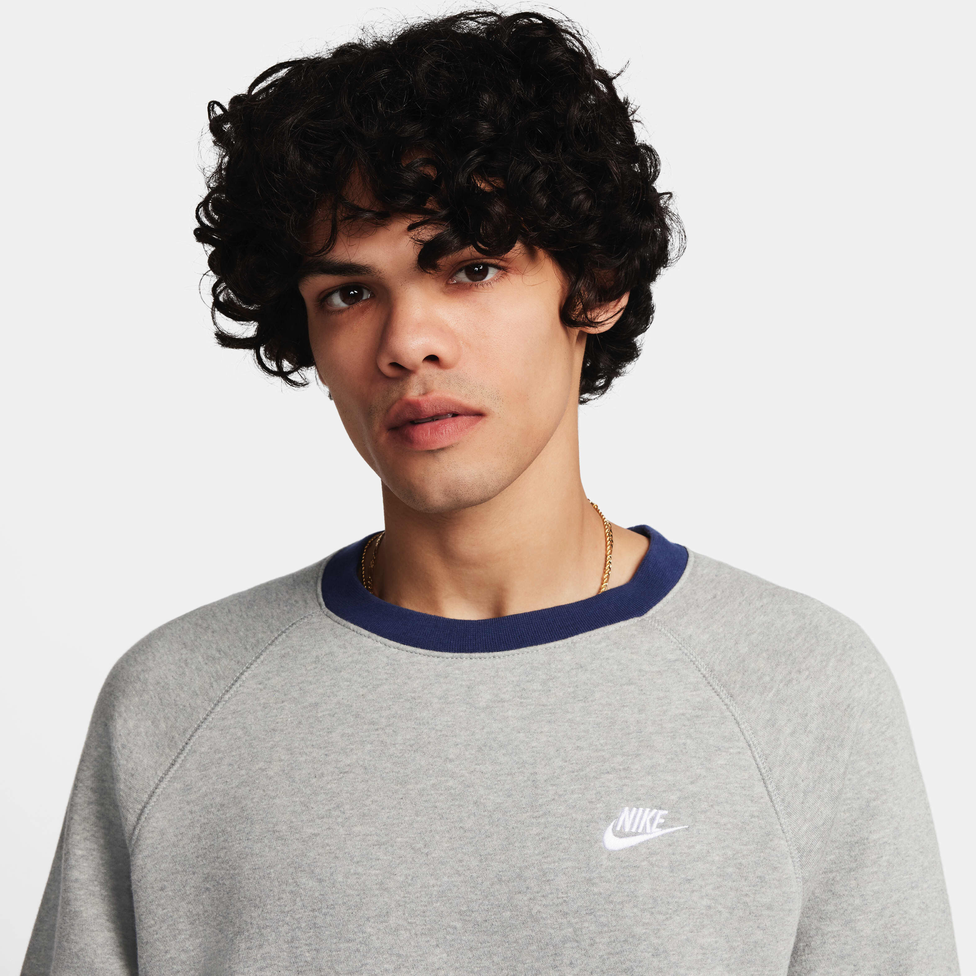 Nike Club Fleece image number 2