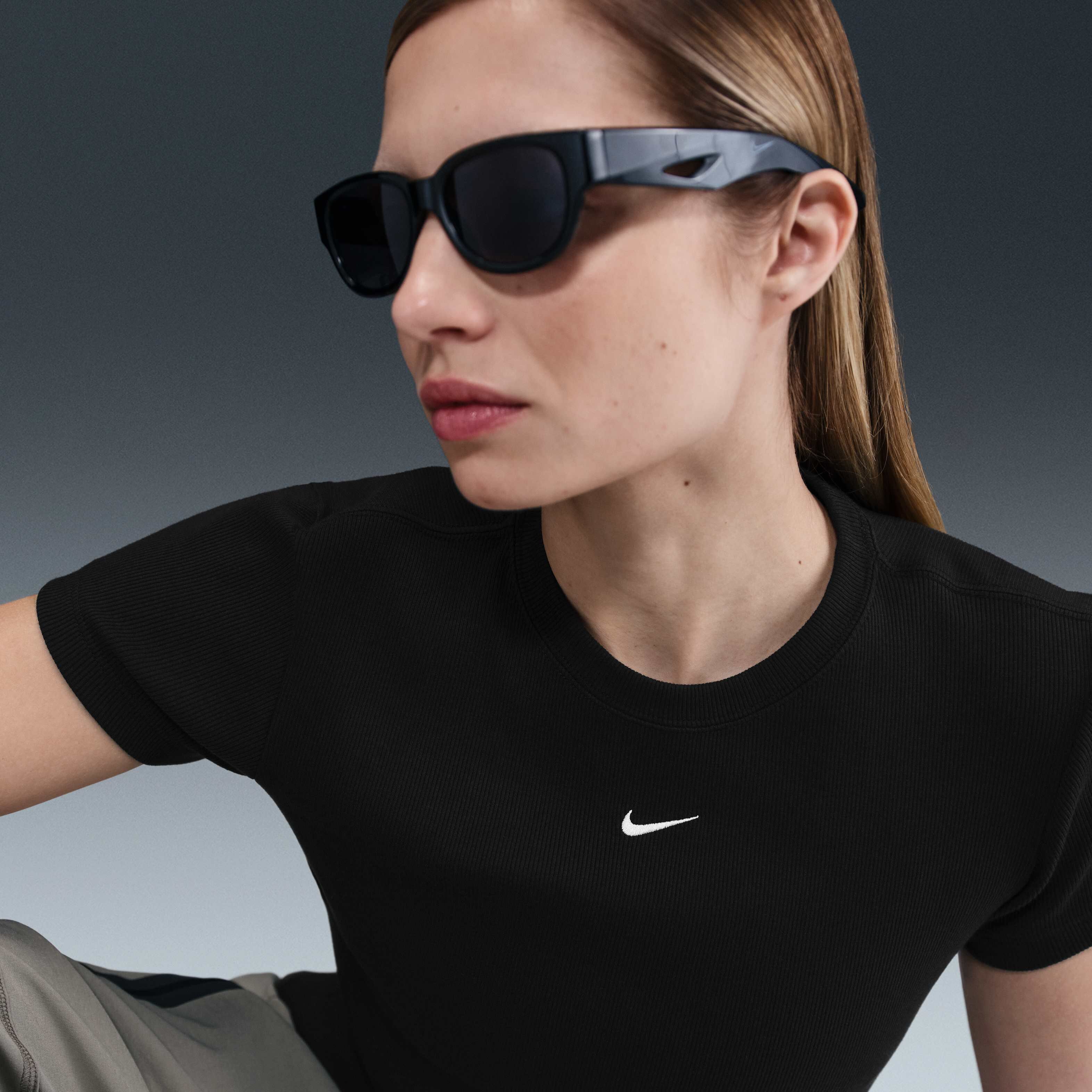 Nike Sportswear image number 2