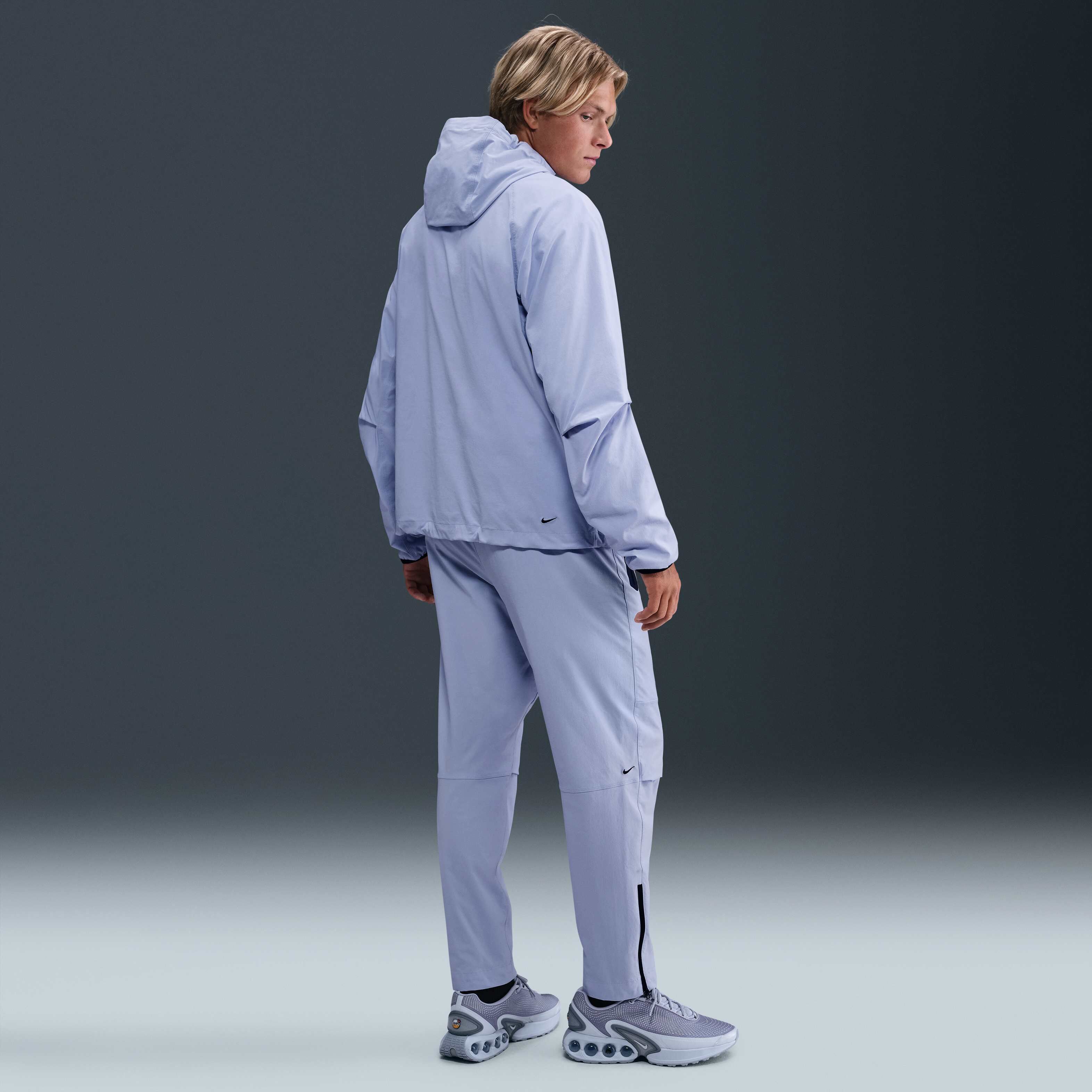 Nike Tech image number 3