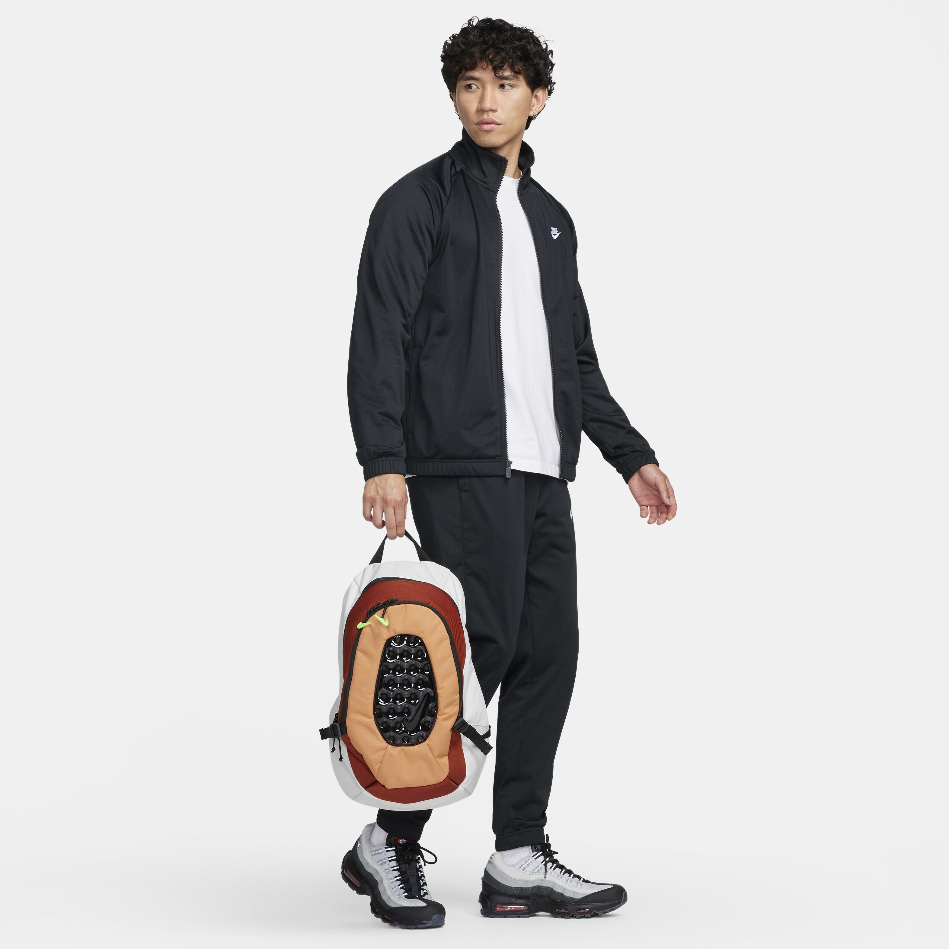 اير image number 9