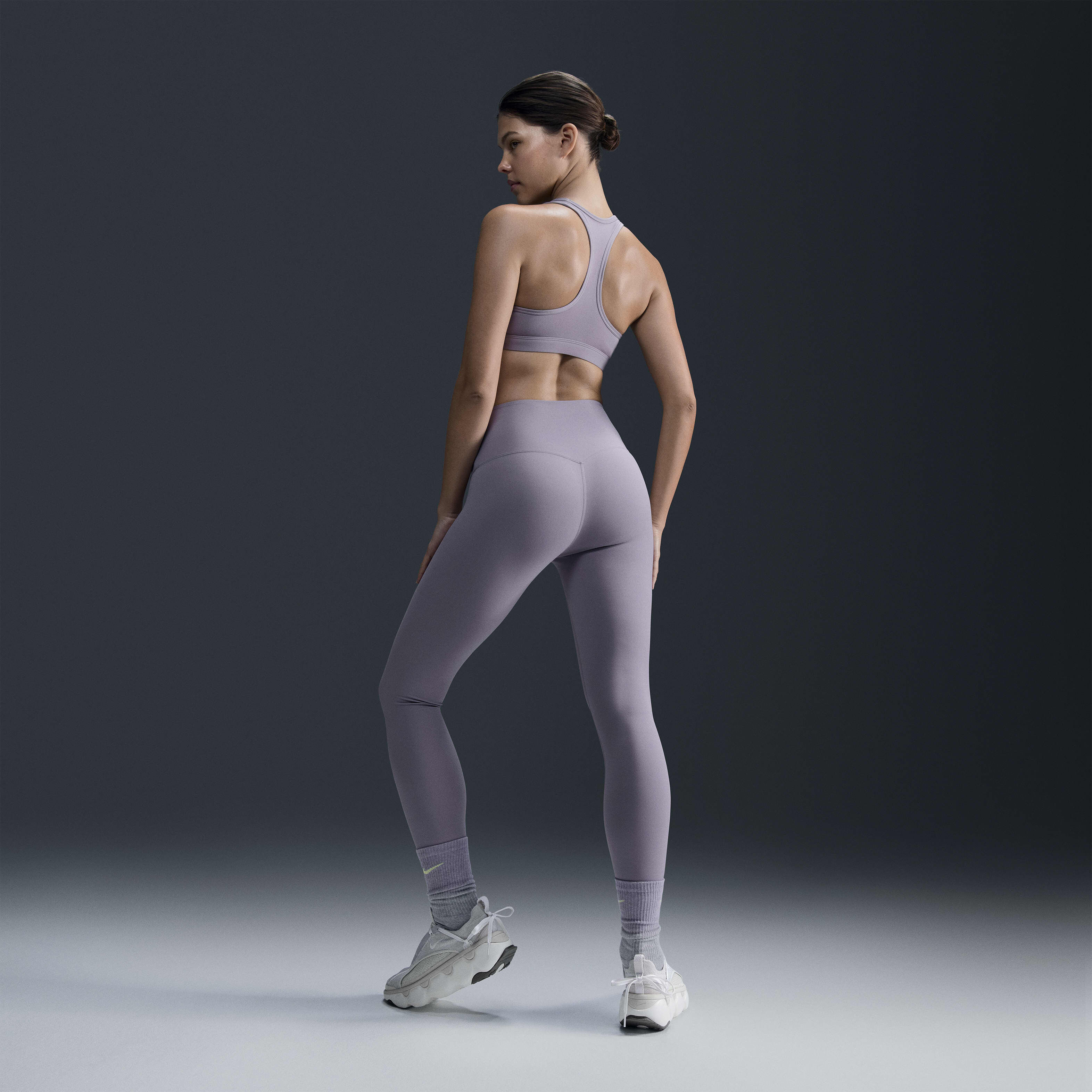 Nike Swoosh Medium-Support image number 4