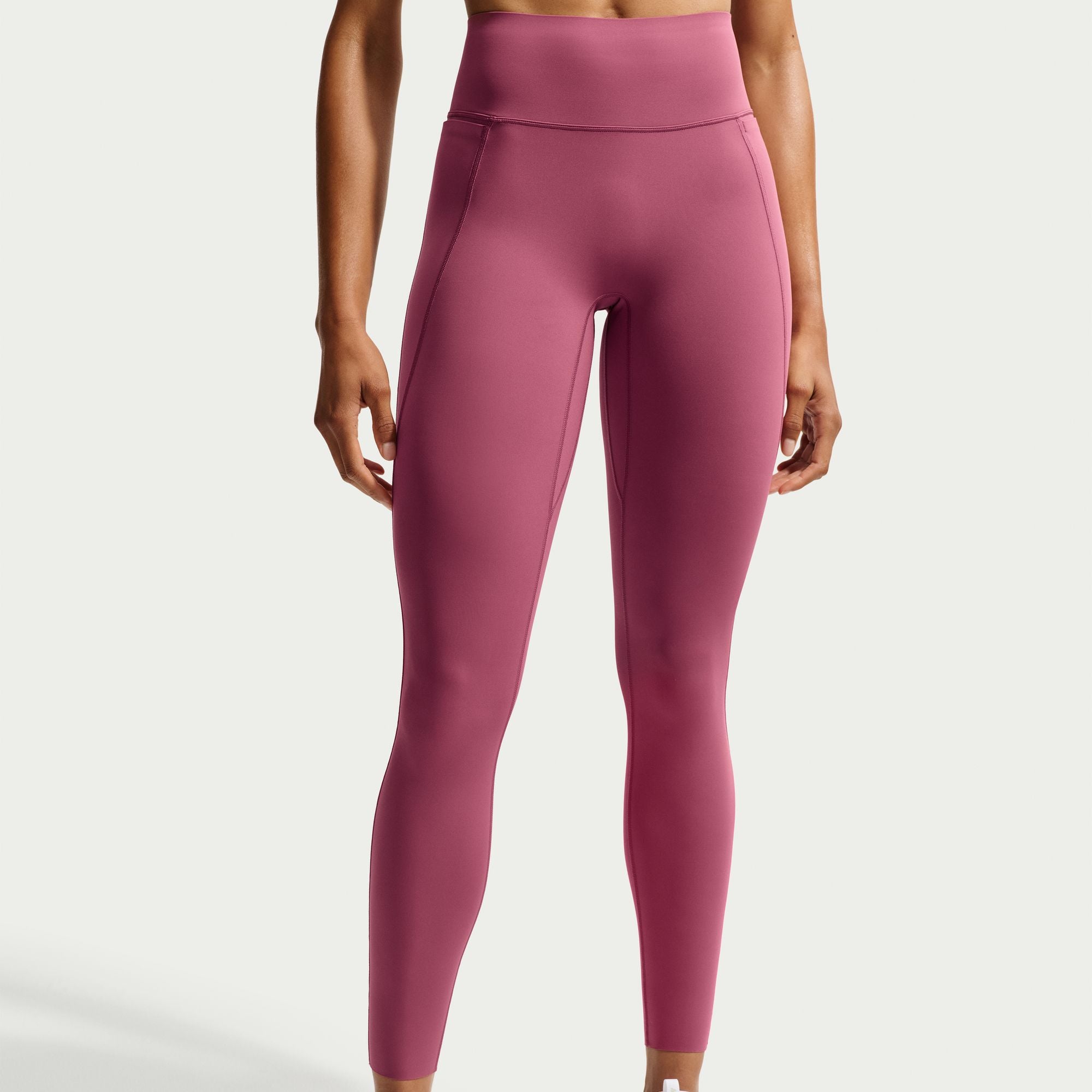 Nike Universa image number 3