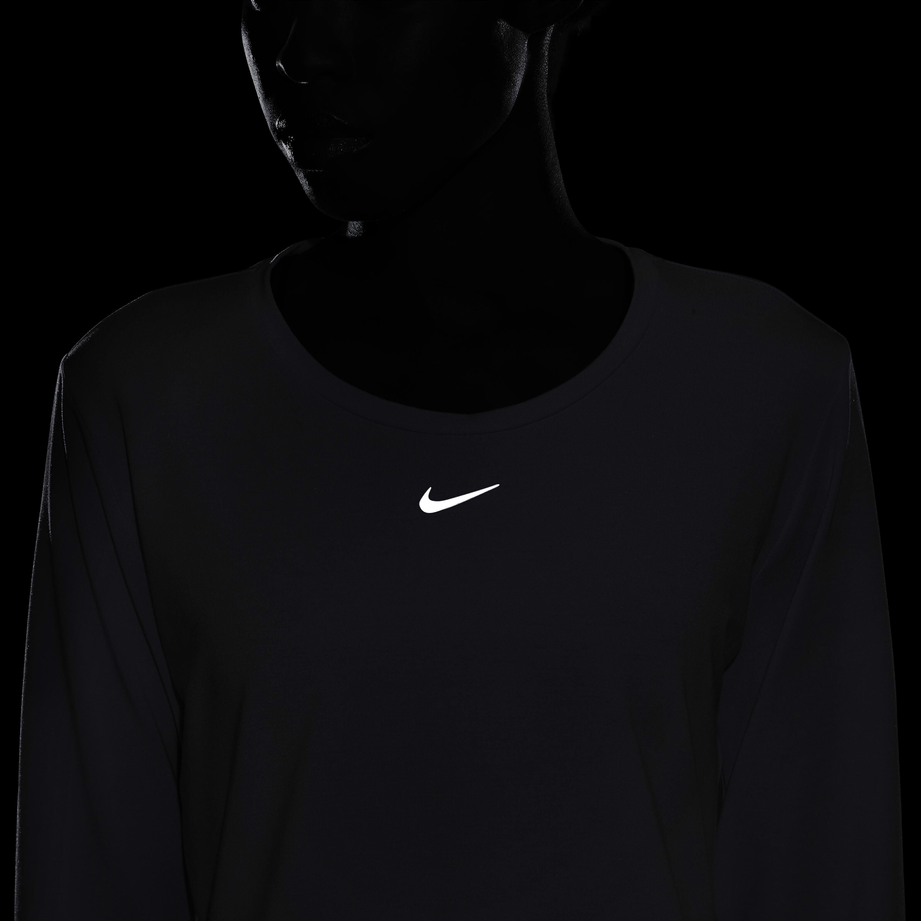 Nike Dri-FIT UV One Luxe image number 5