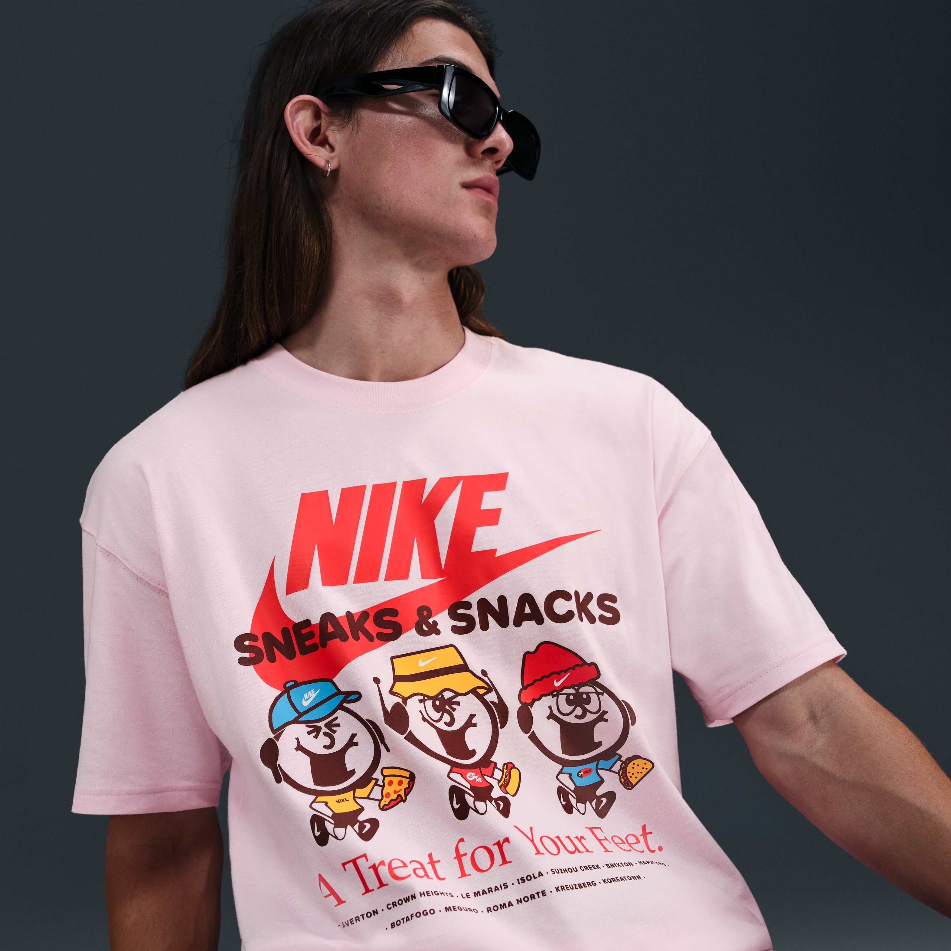 Buy Nike Sportswear Max90 T-Shirt - Pink Foam | Nike Kuwait