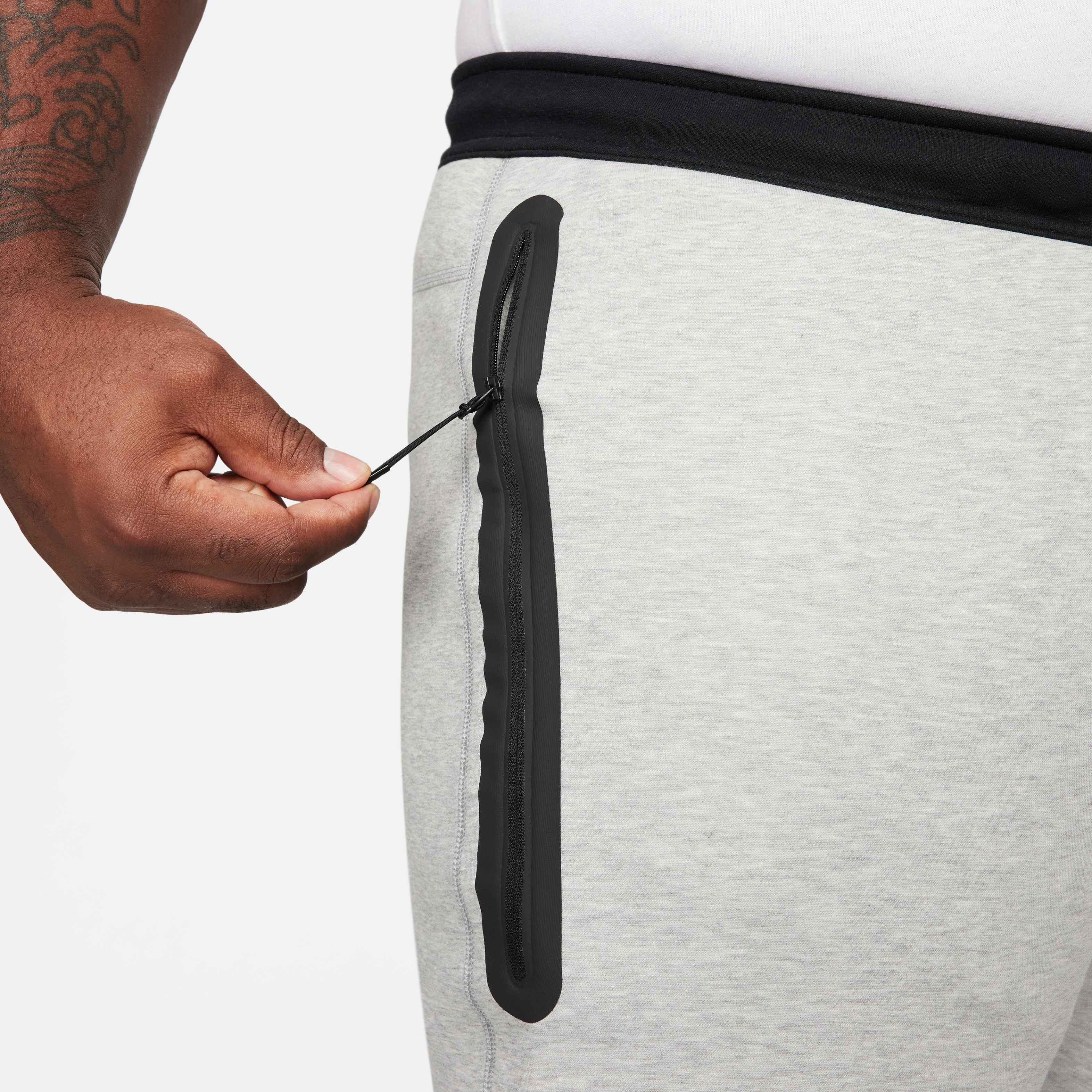Nike Sportswear Tech Fleece image number 14