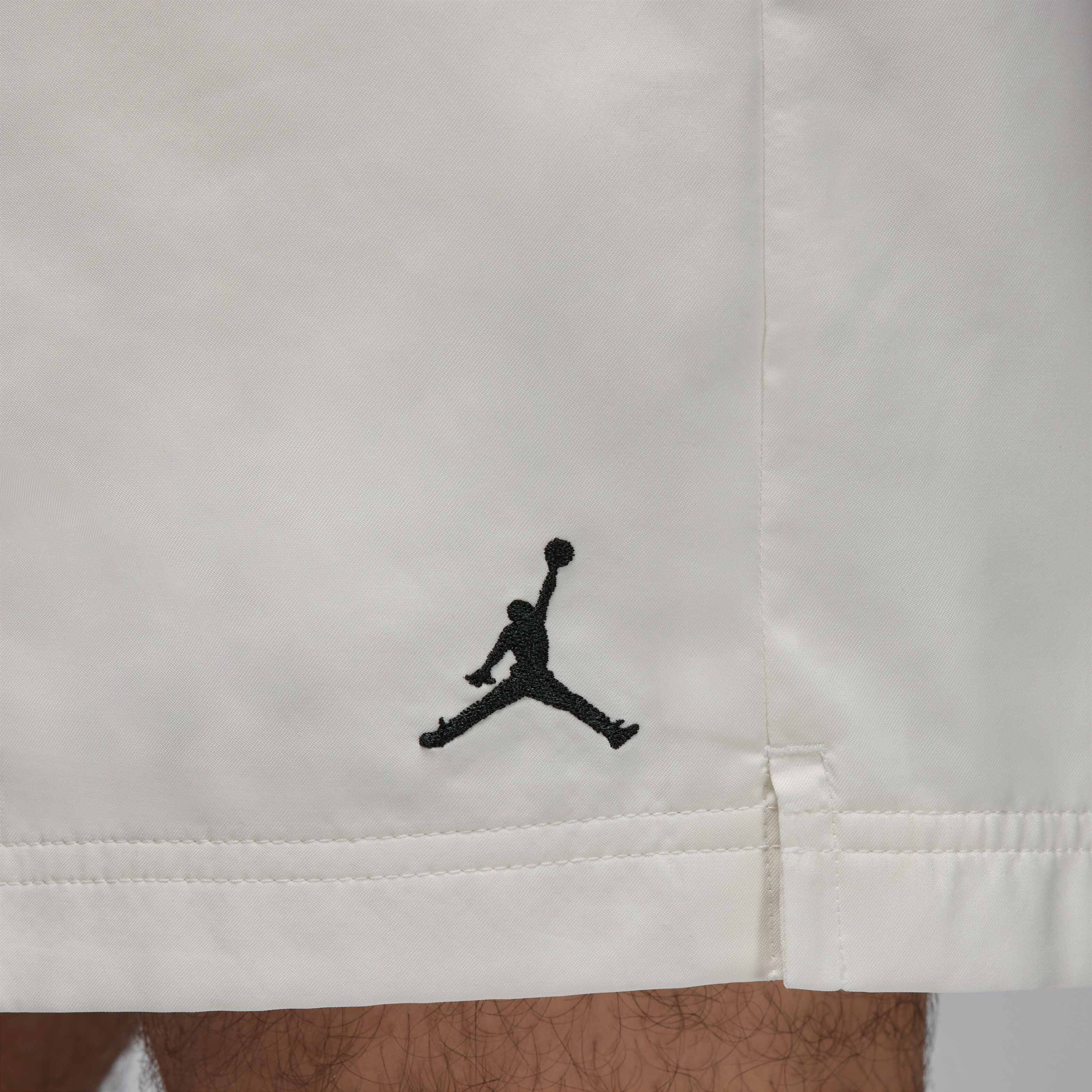 Jordan Poolside image number 6