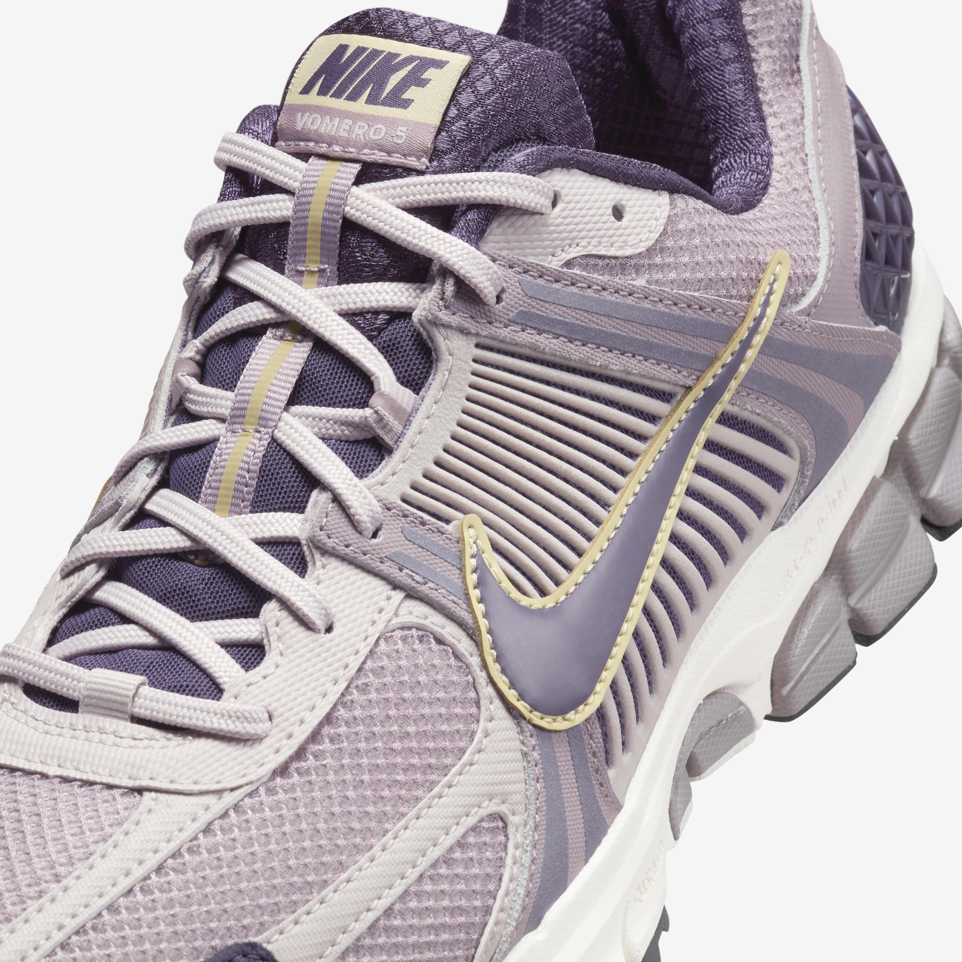 Buy Nike Zoom Vomero 5 Men s Shoes Platinum Violet Light Violet Ore Team Gold Dark Raisin Nike Kuwait Official