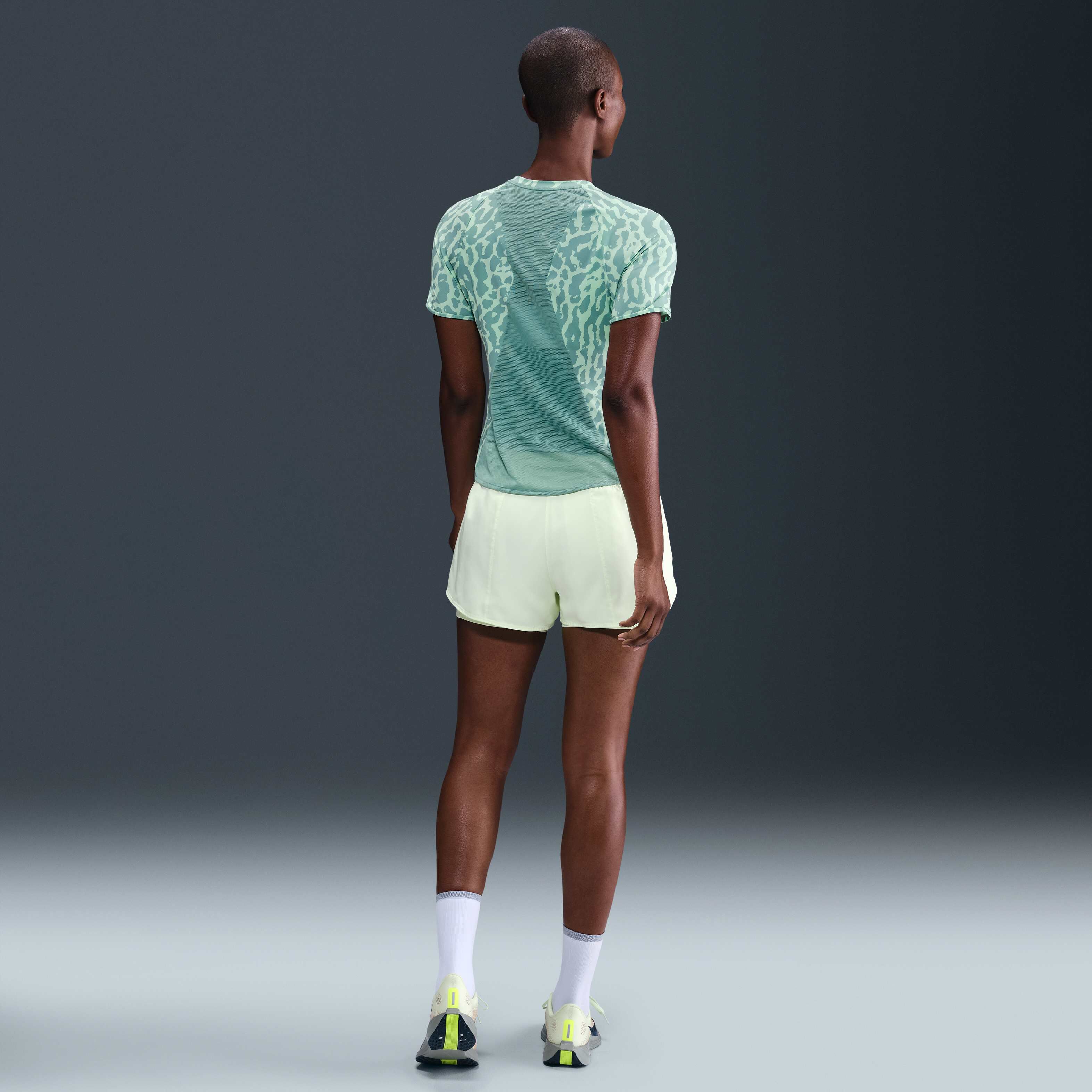 Nike Swift image number 4