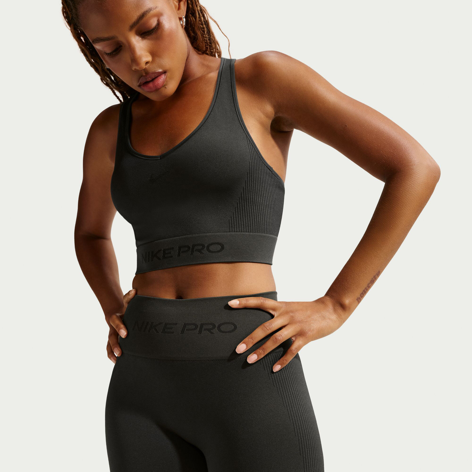 Nike Pro Seamless image number 2