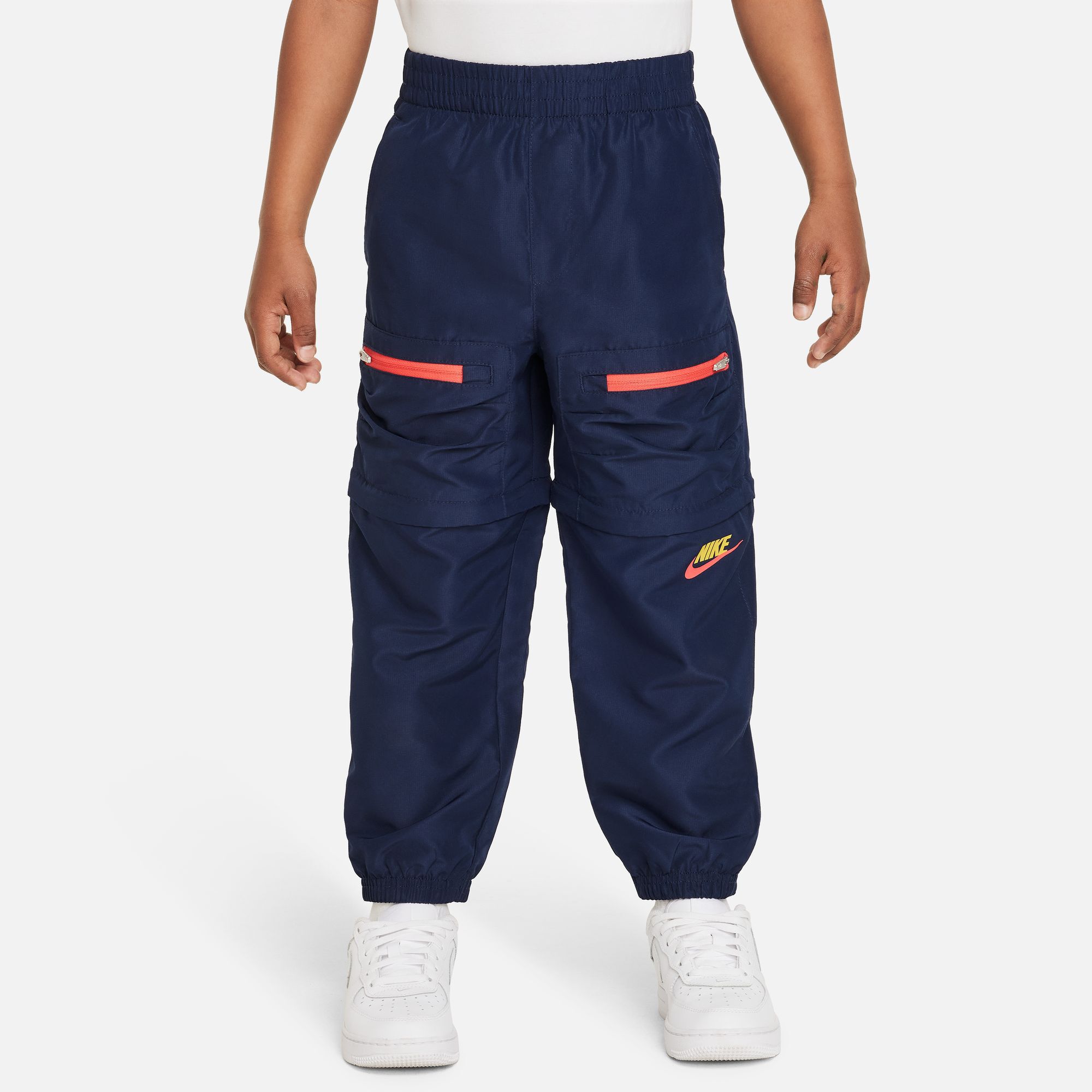 nike sportswear trend pant
