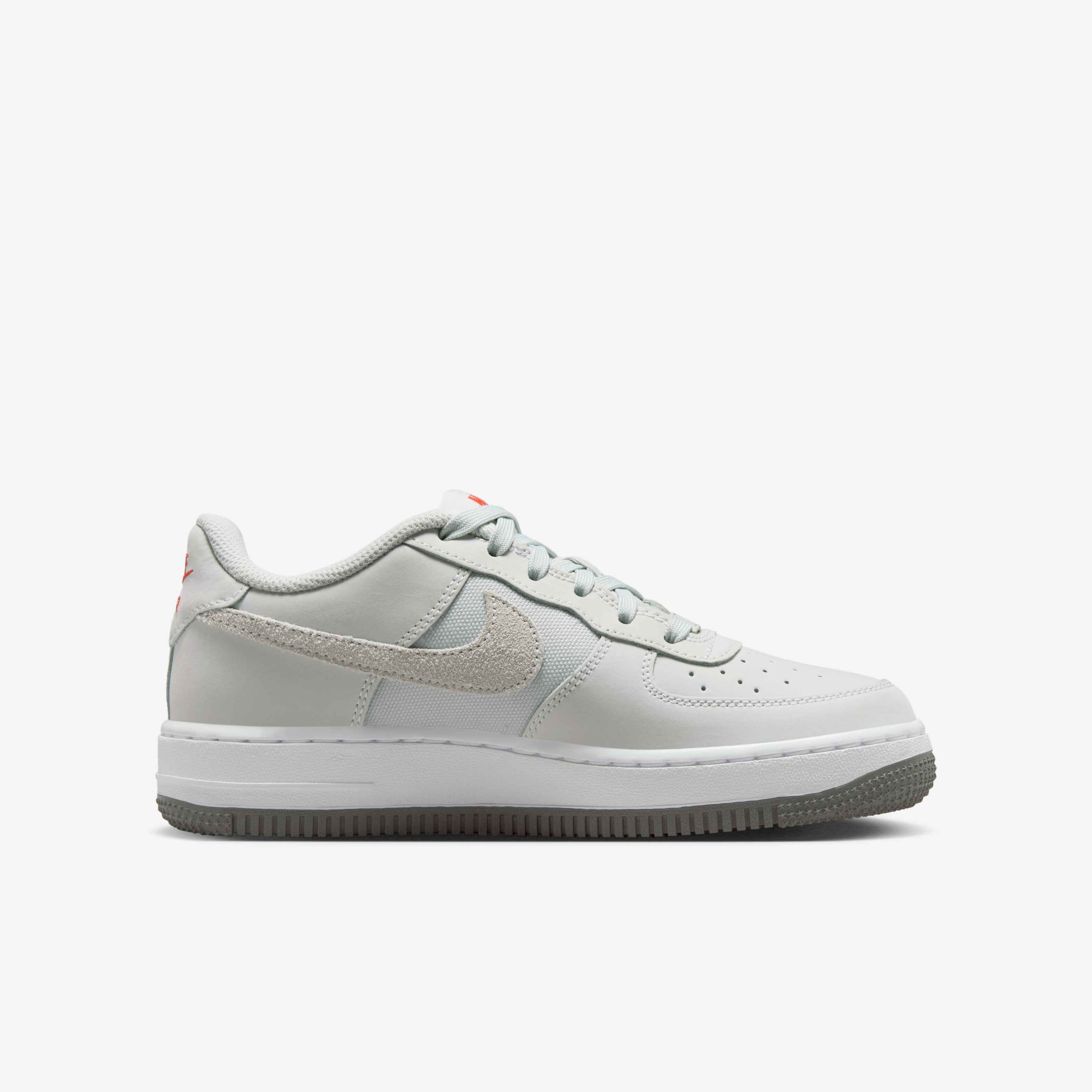 Nike Air Force 1 LV8 image number 2
