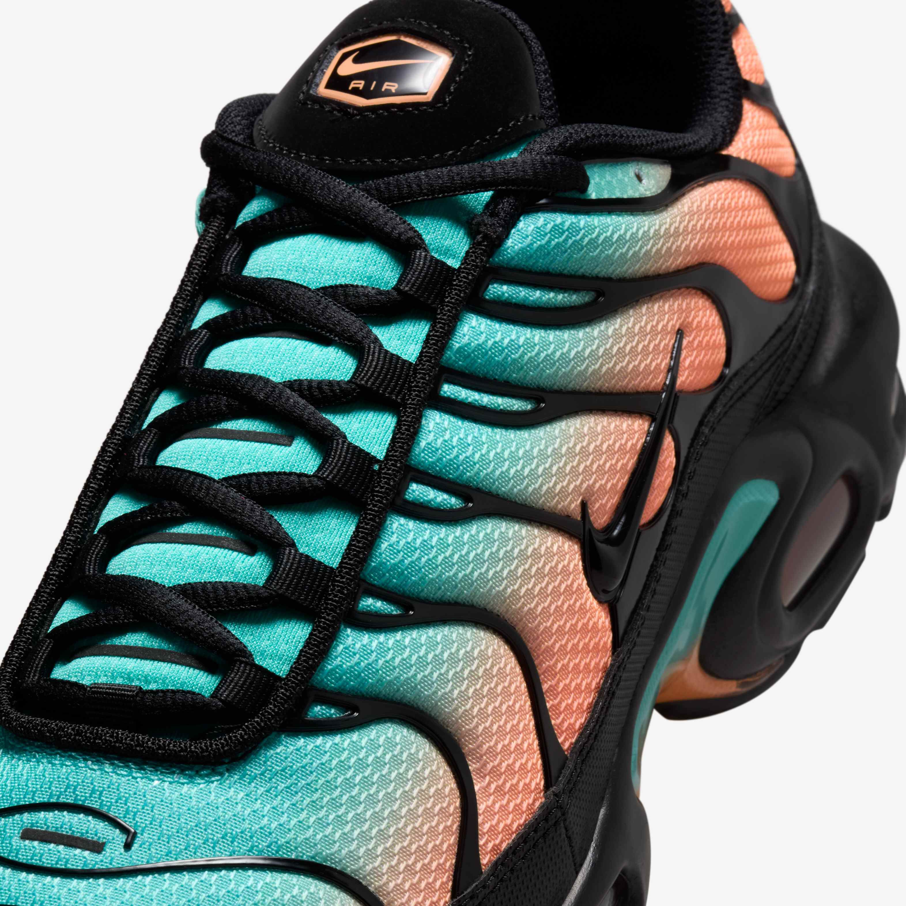 Nike Air Max Plus image number 6