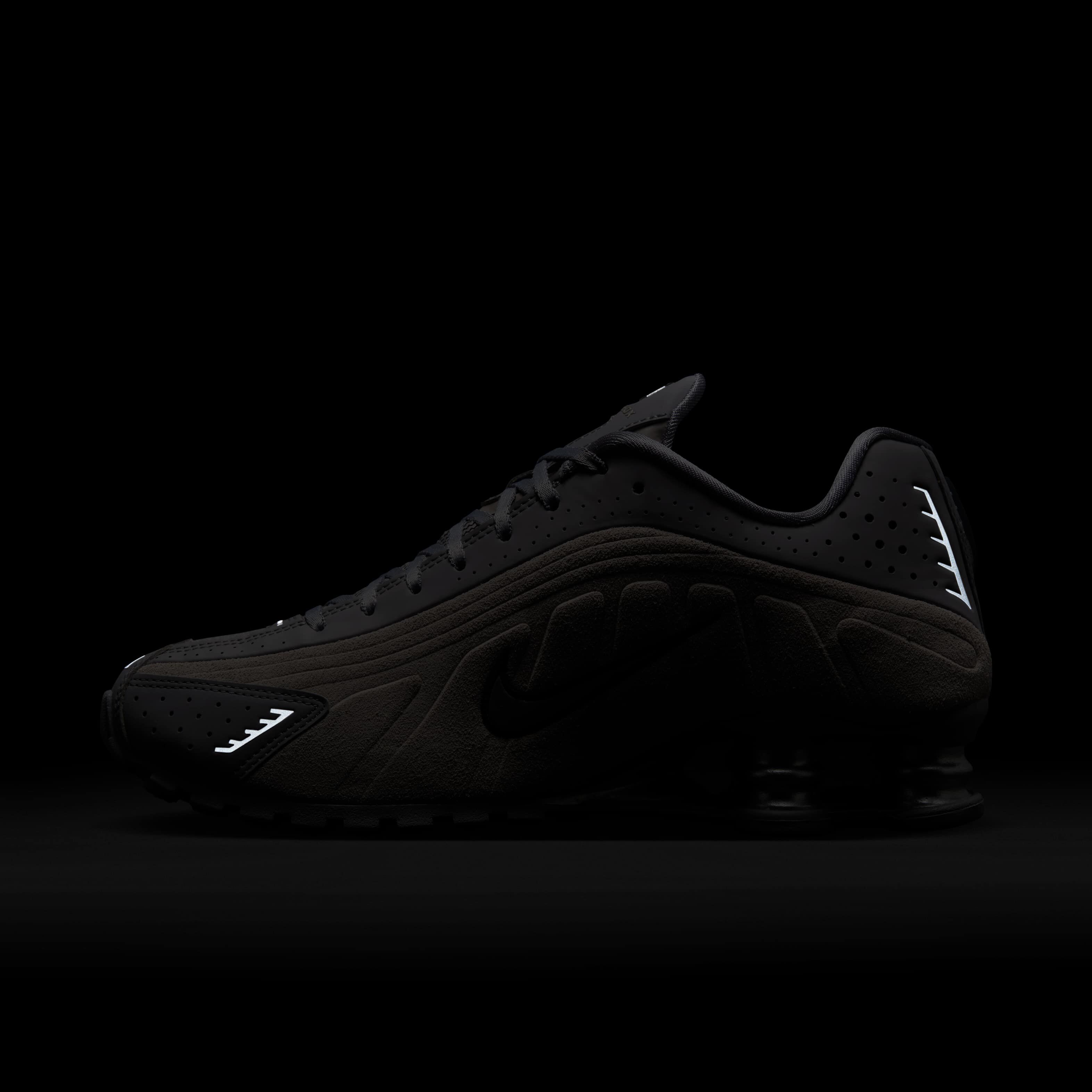Nike Shox R4 image number 11