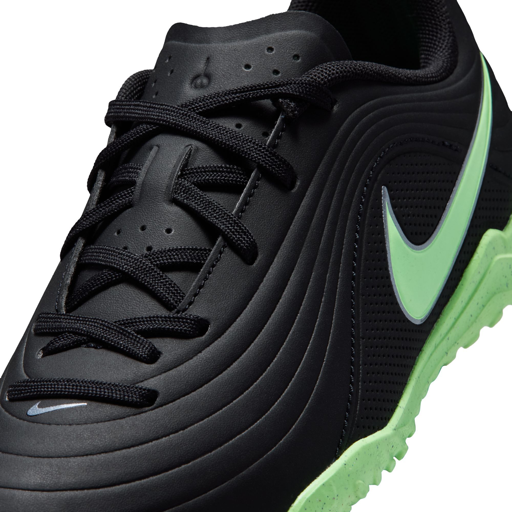Nike Jr. Tiempo Maestro Club image number 5