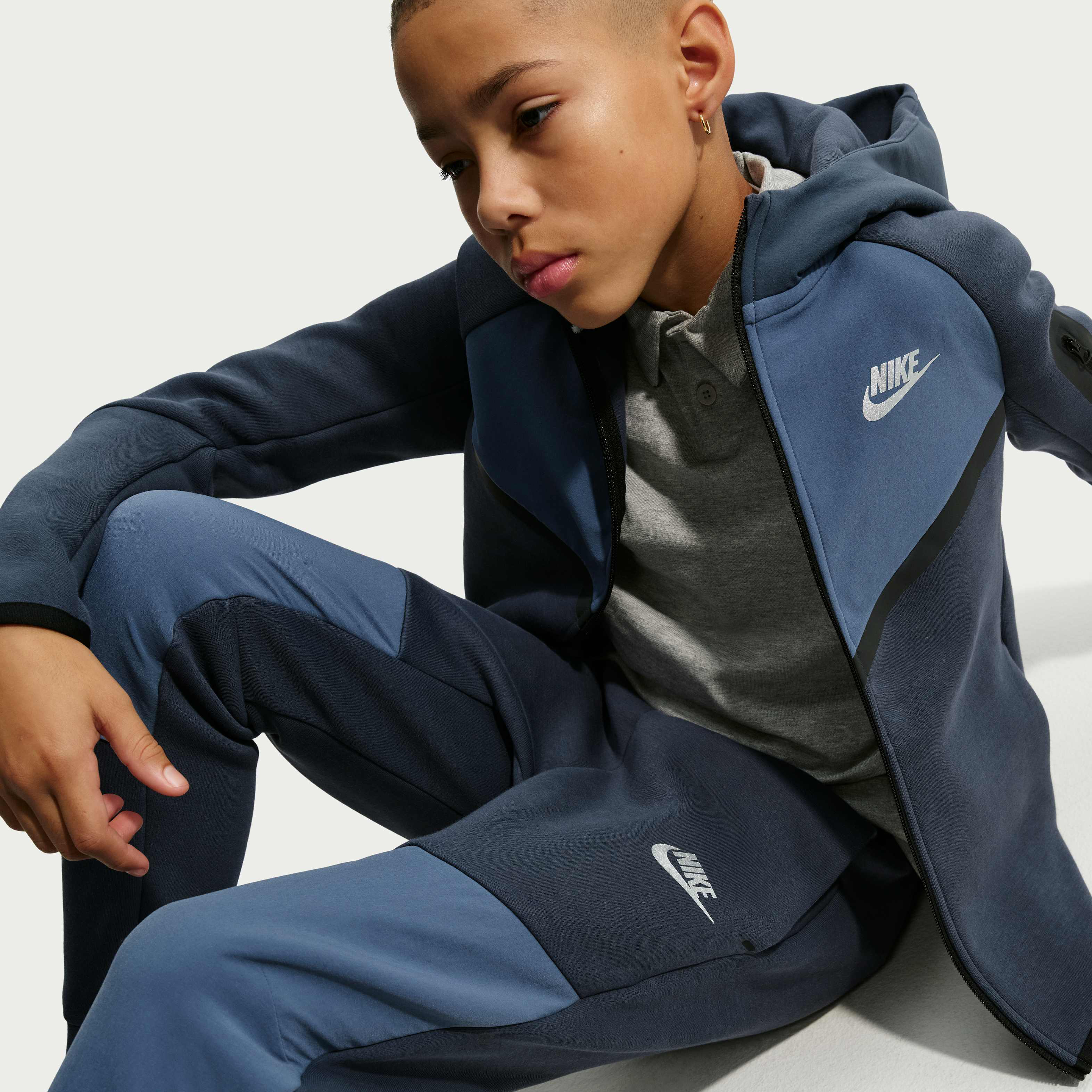 Nike Sportswear Tech Fleece image number 3