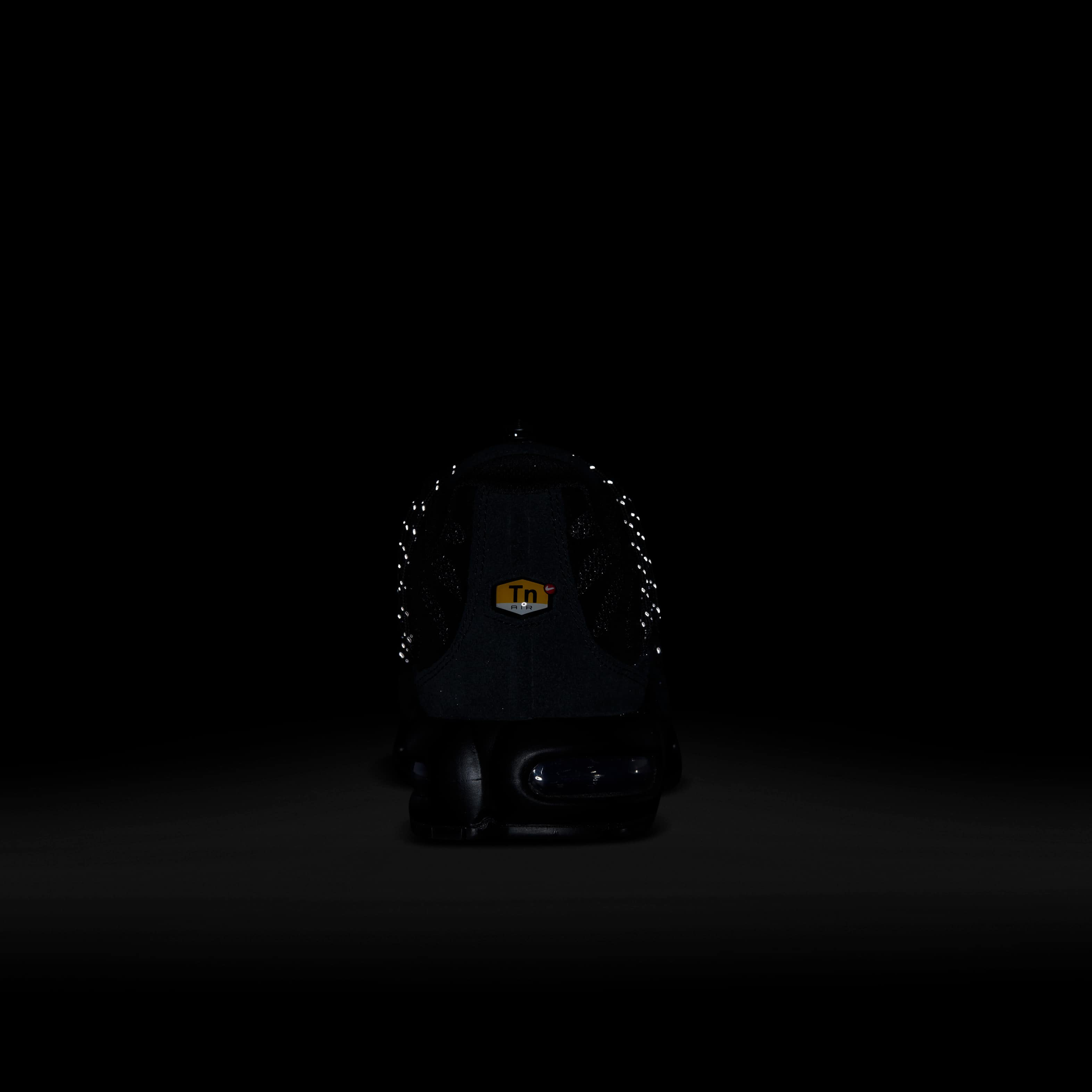 اير ماكس بلاس يوتيليتي image number 10