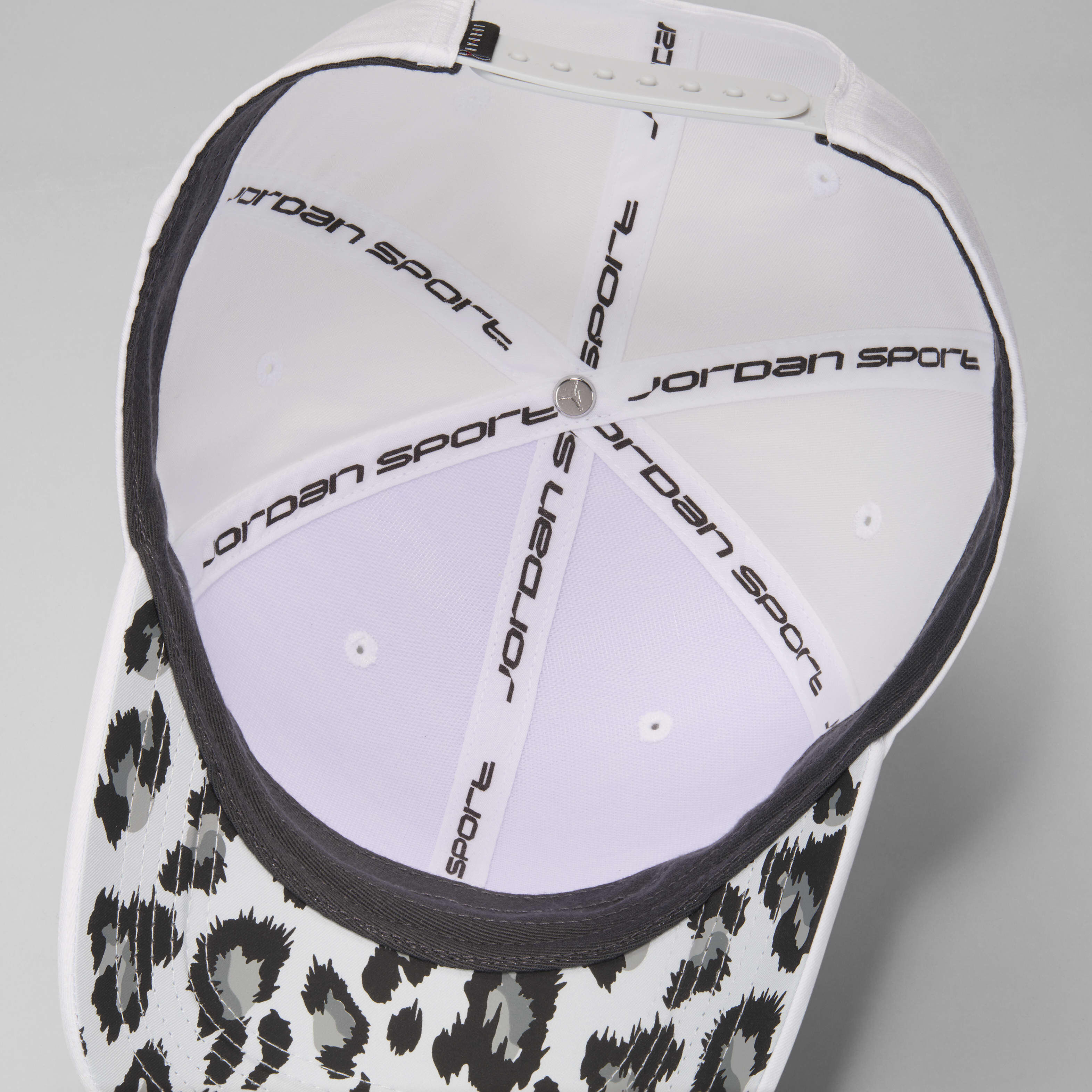 Jordan Rise image number 4