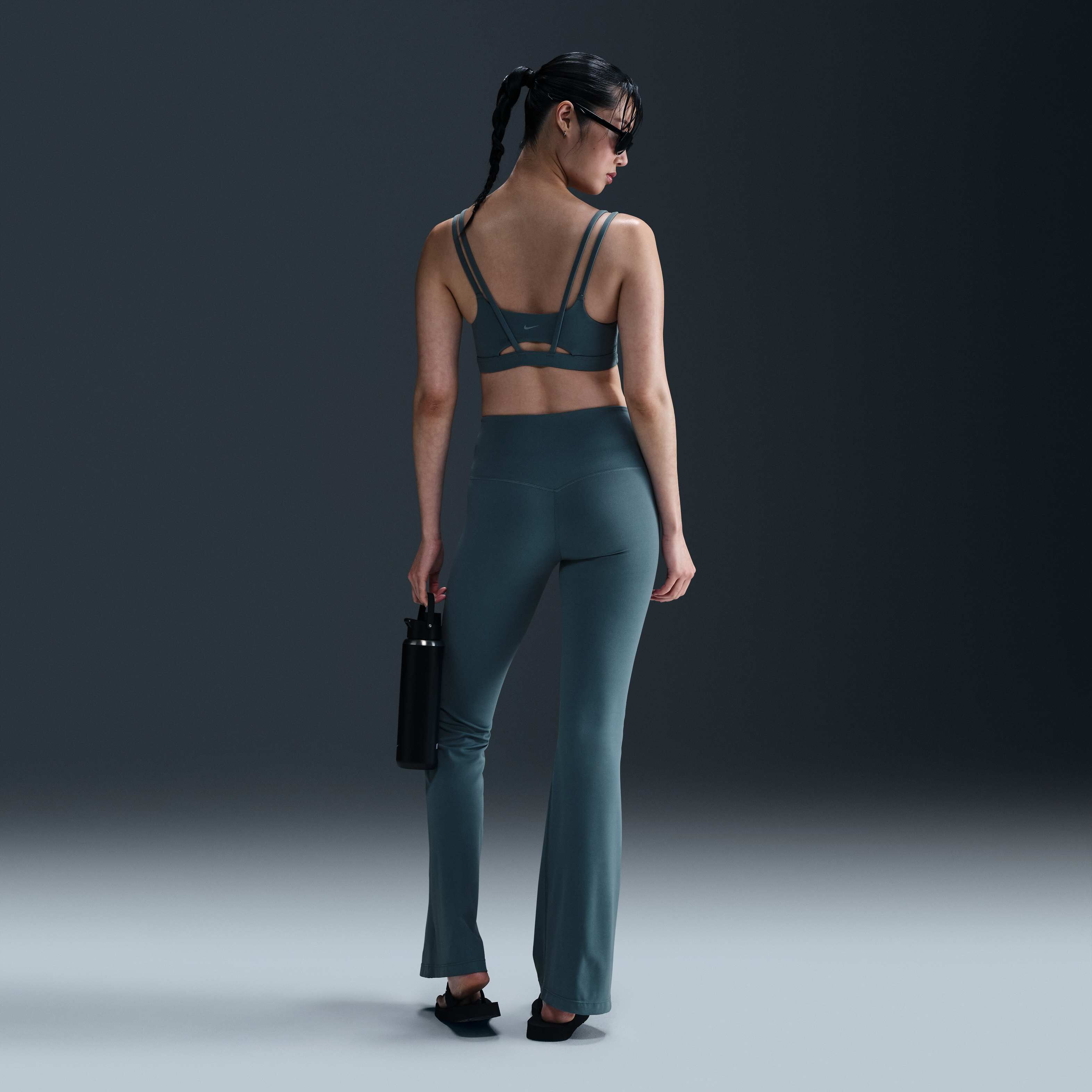 Nike Zenvy image number 3