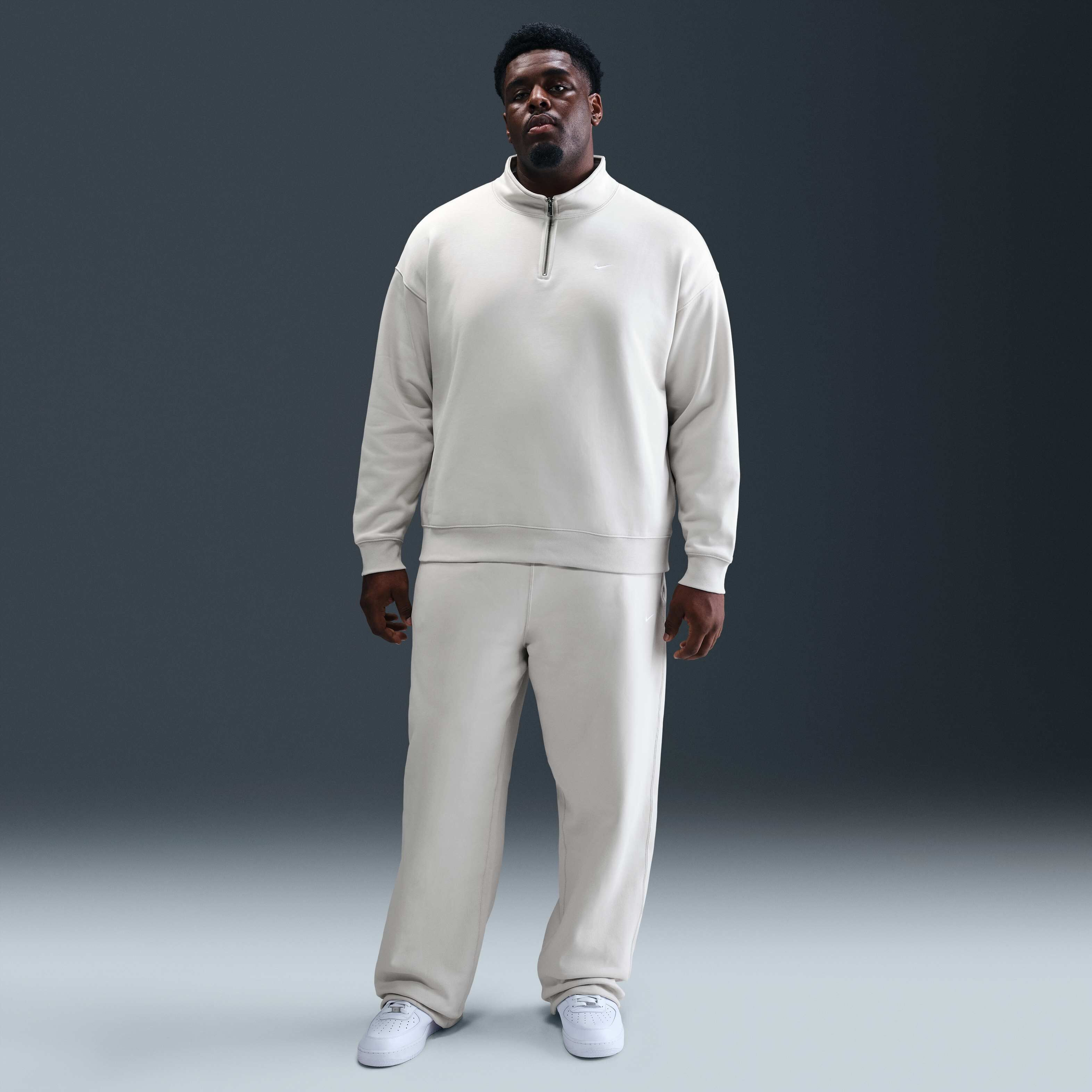 Nike Solo Swoosh image number 6