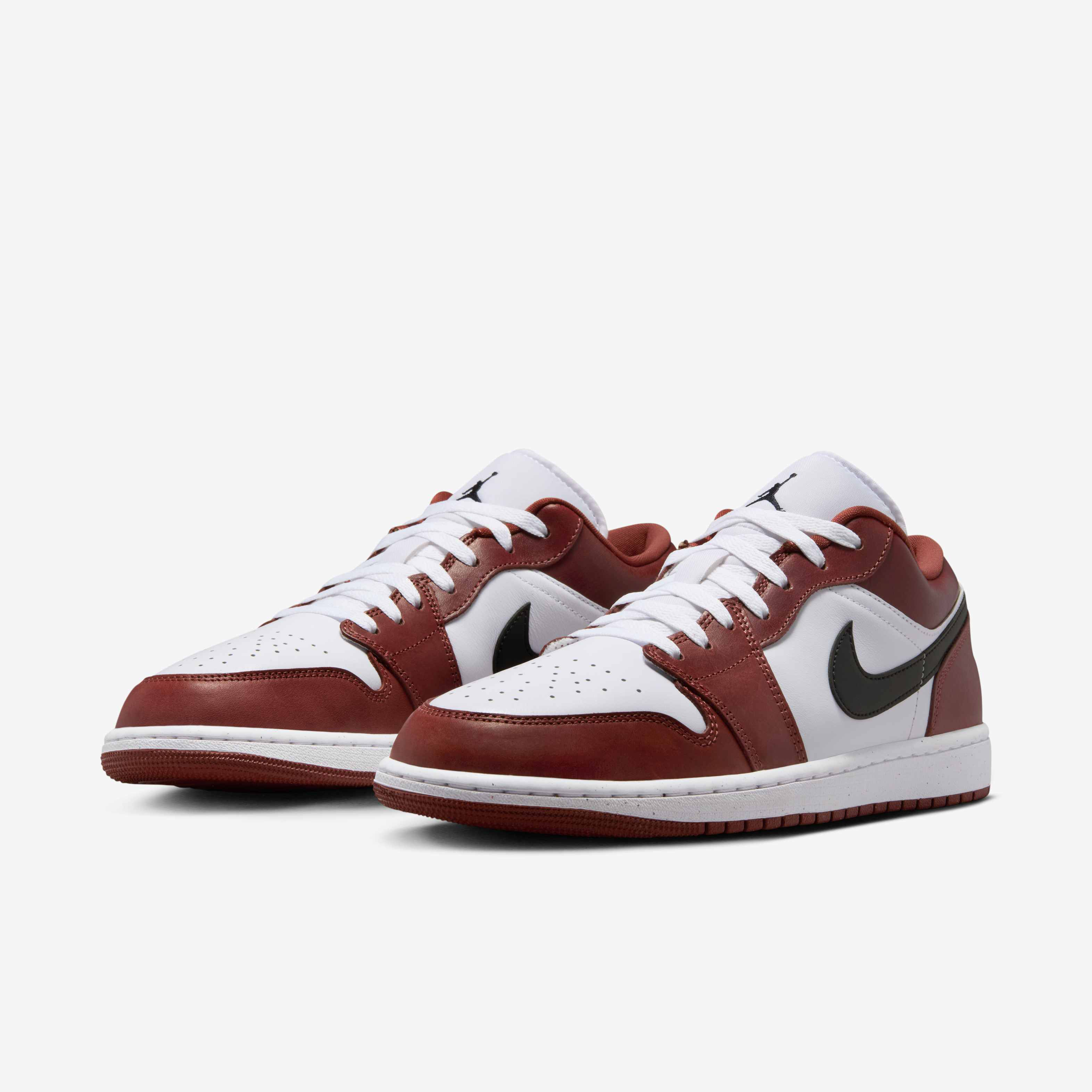 Air Jordan 1 Low SE image number 4
