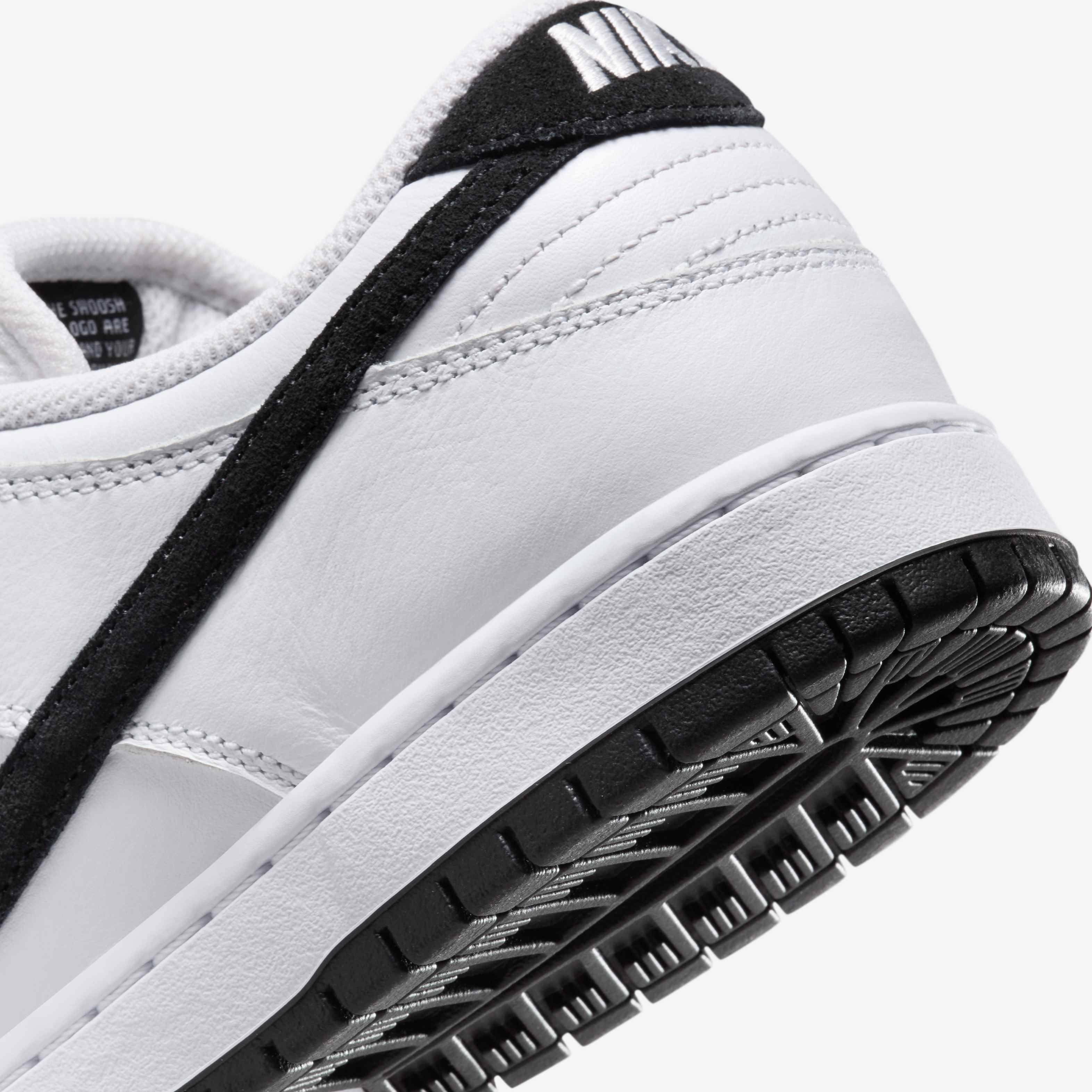 Nike SB Dunk Low Pro image number 7