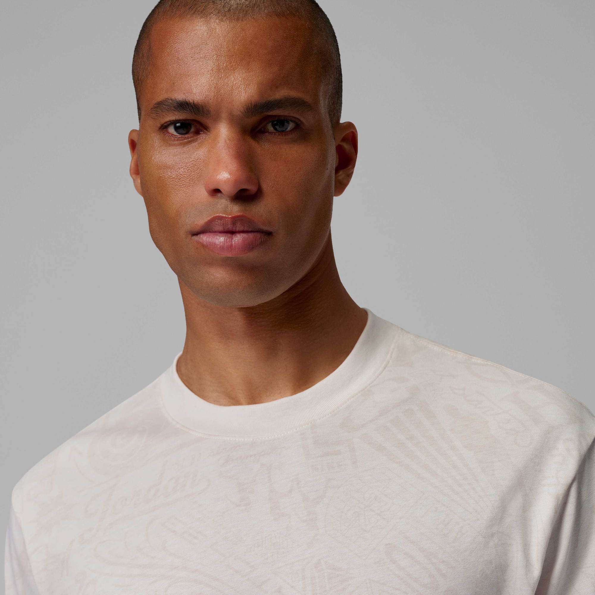 Zoom image