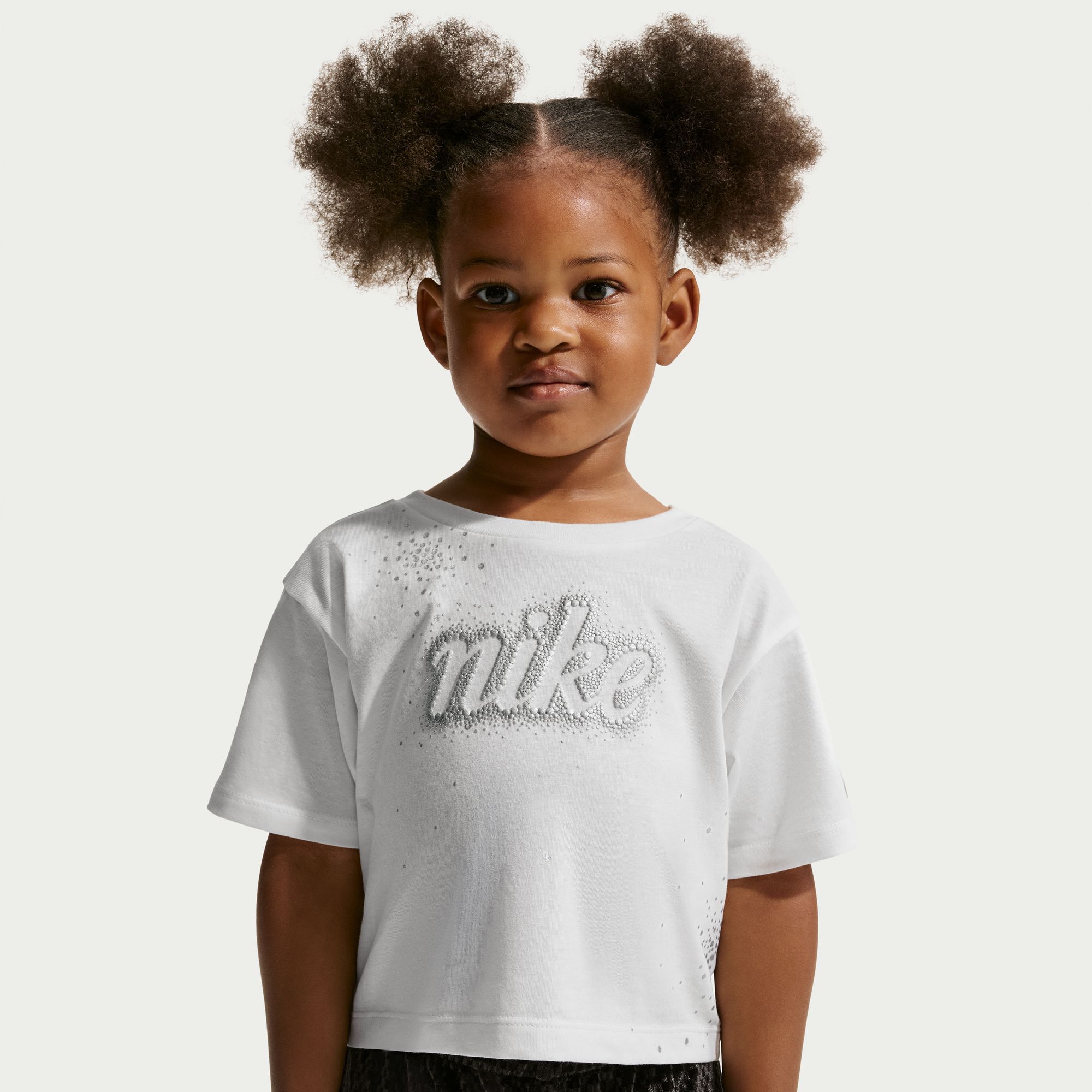 Nike image number 2