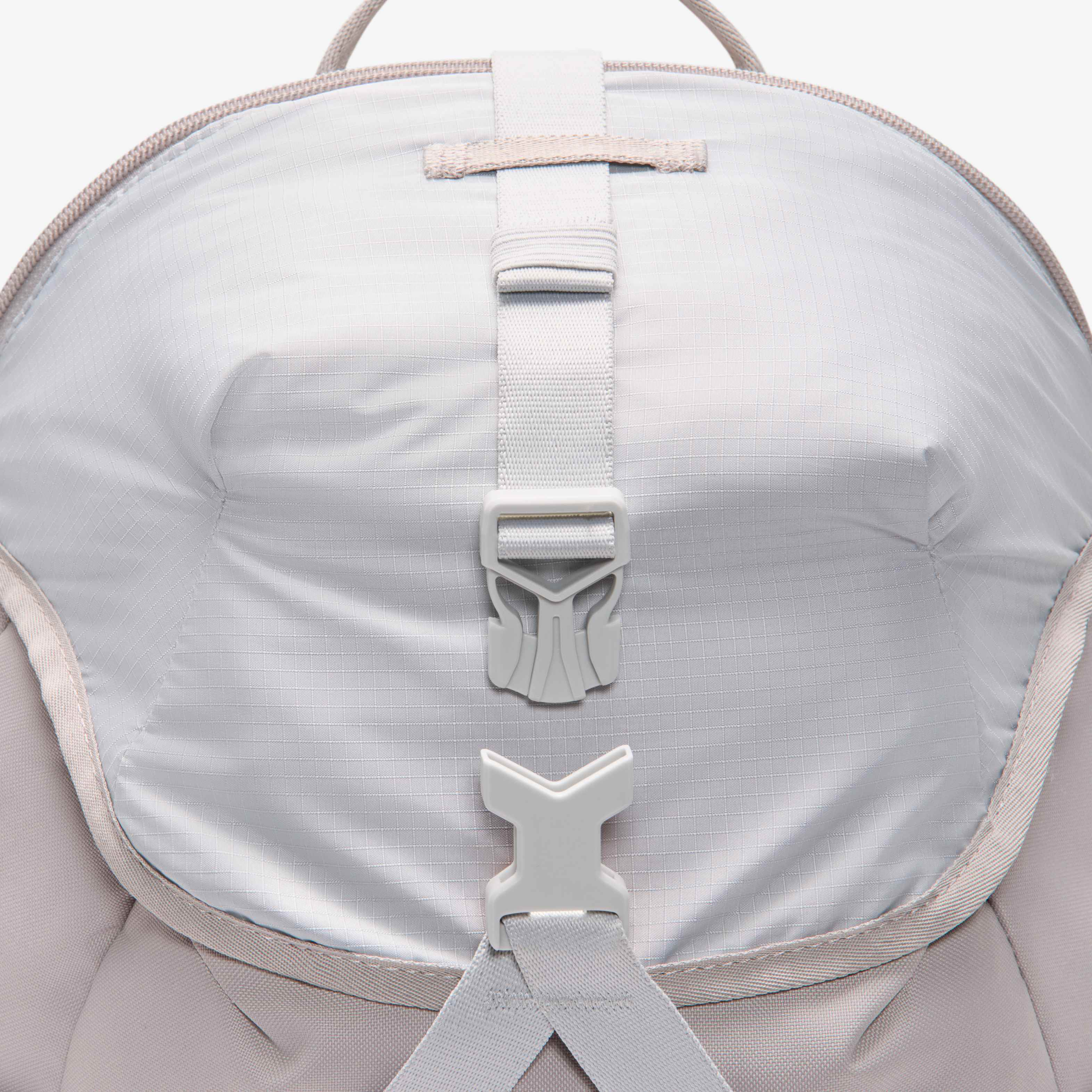 Nike ACG 'DAYMAX' image number 10