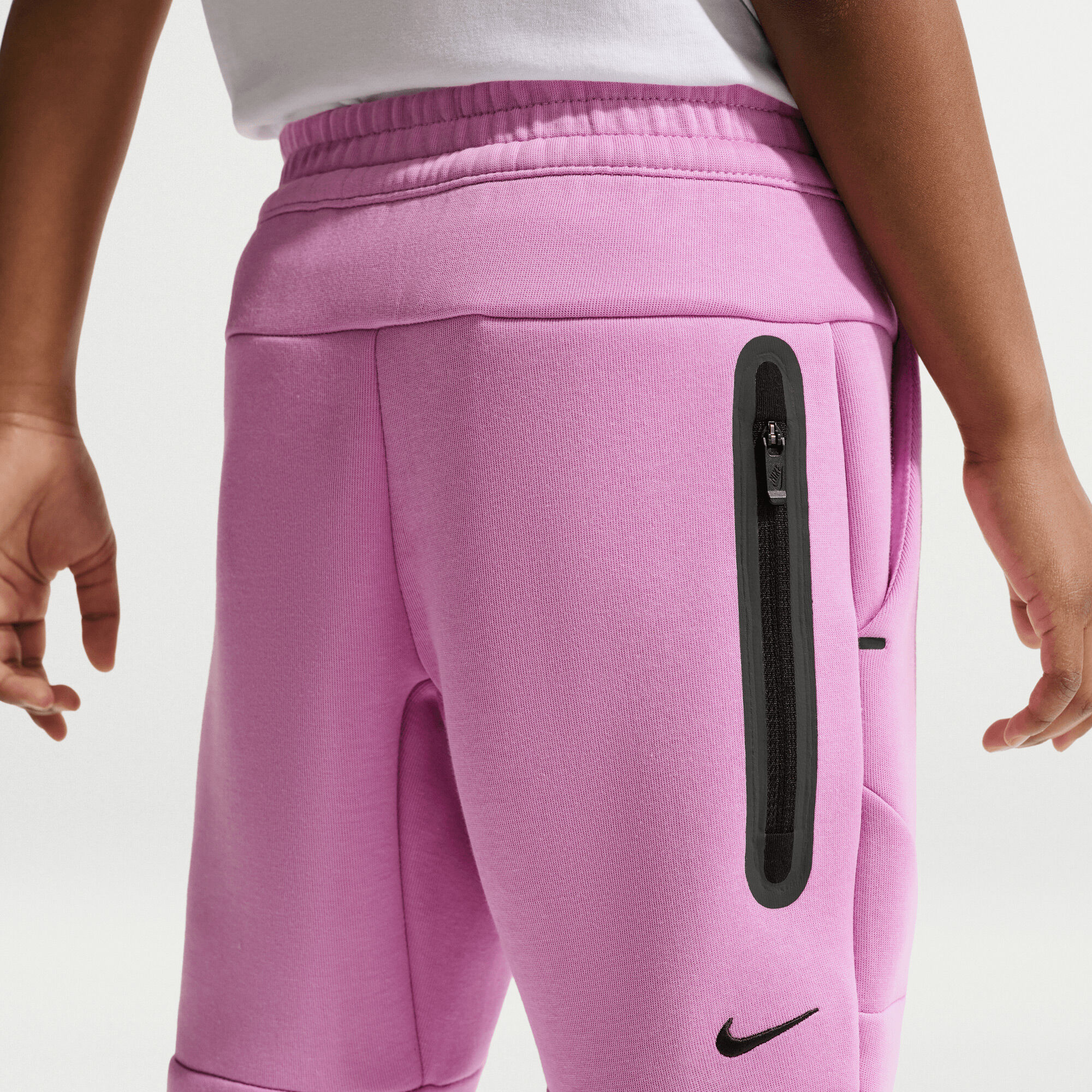نايكي سبورتسوير image number 5