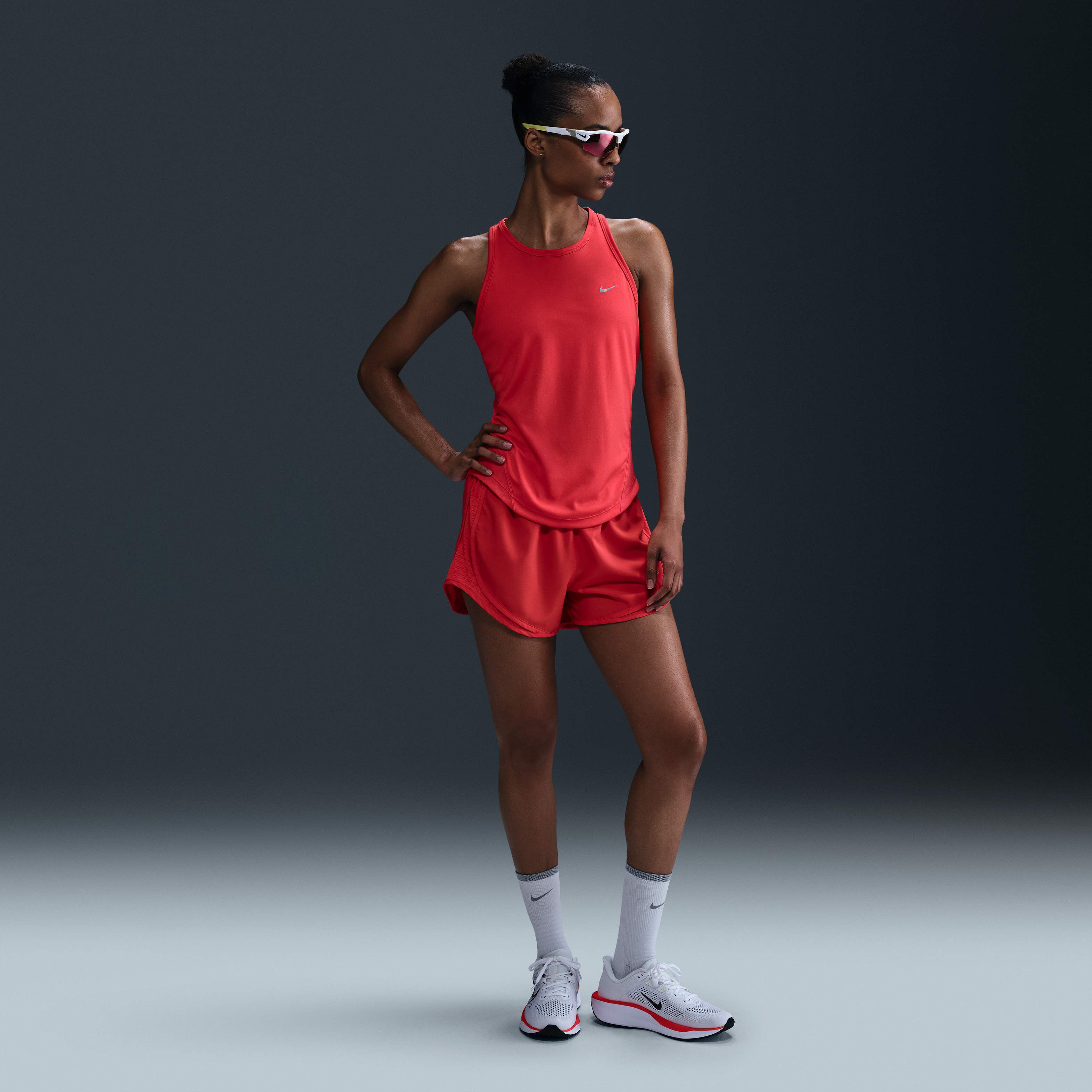 Nike Tempo image number 3