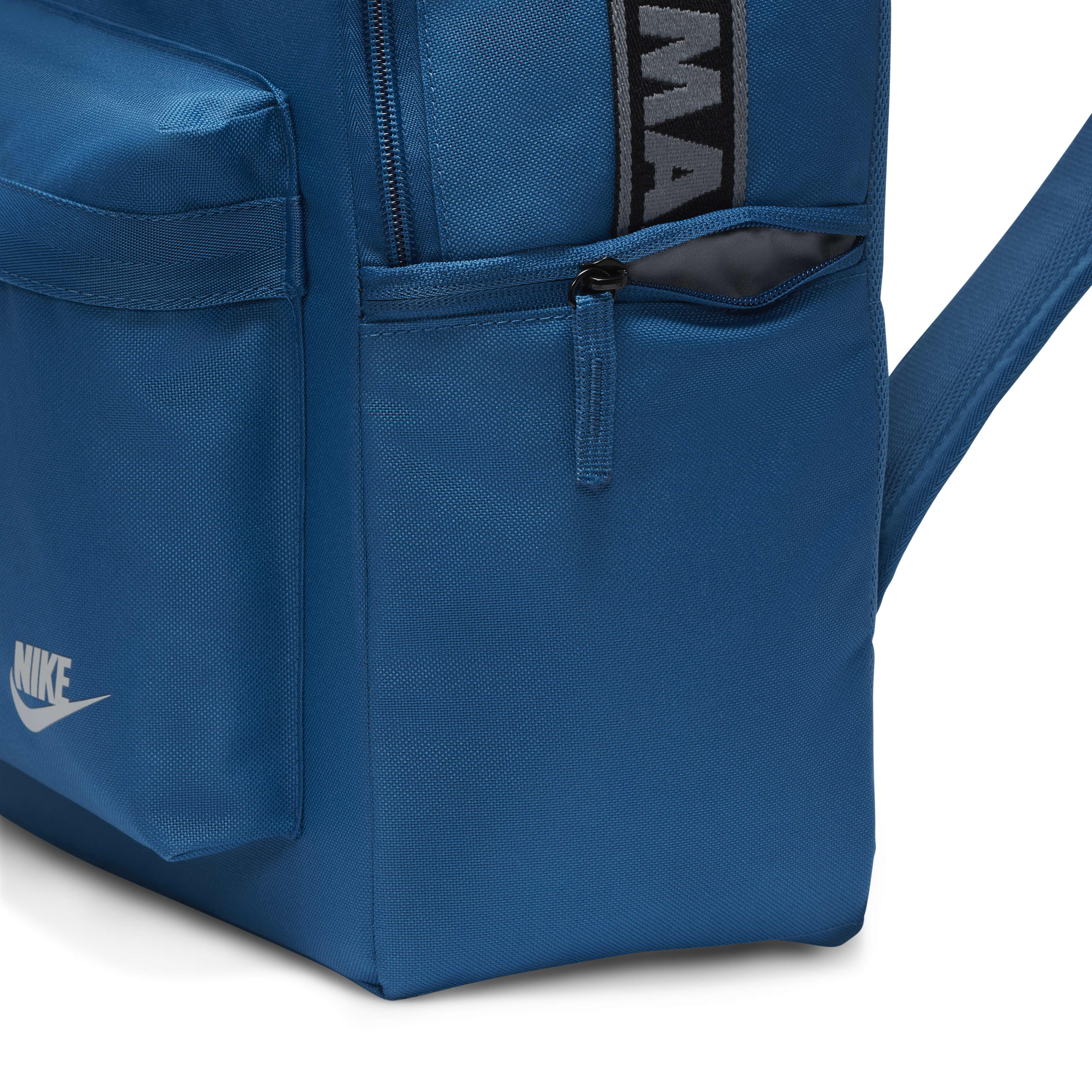 Nike Heritage image number 6