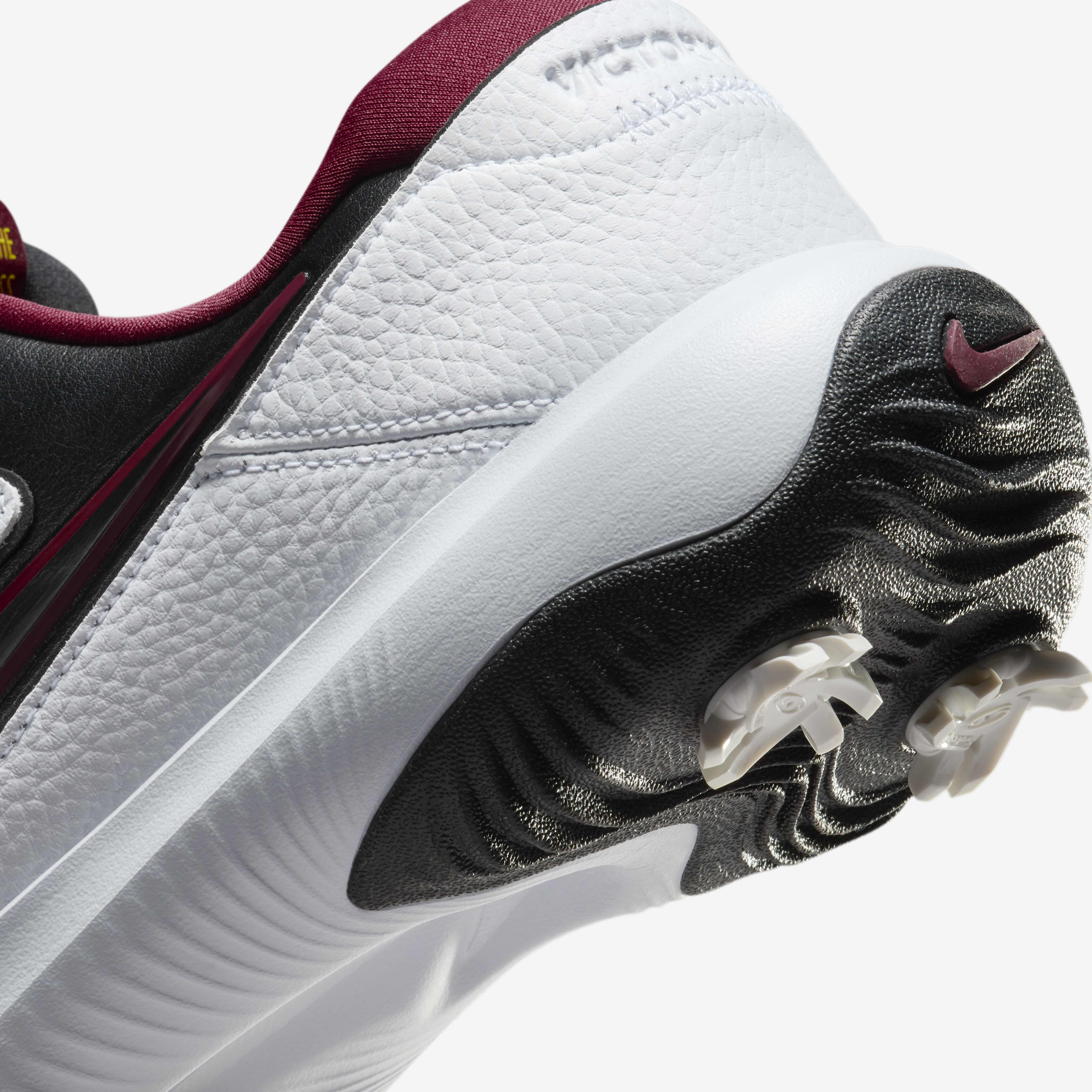 Nike Victory Pro 3 image number 8