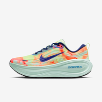 نايكي فوميرو بلاس