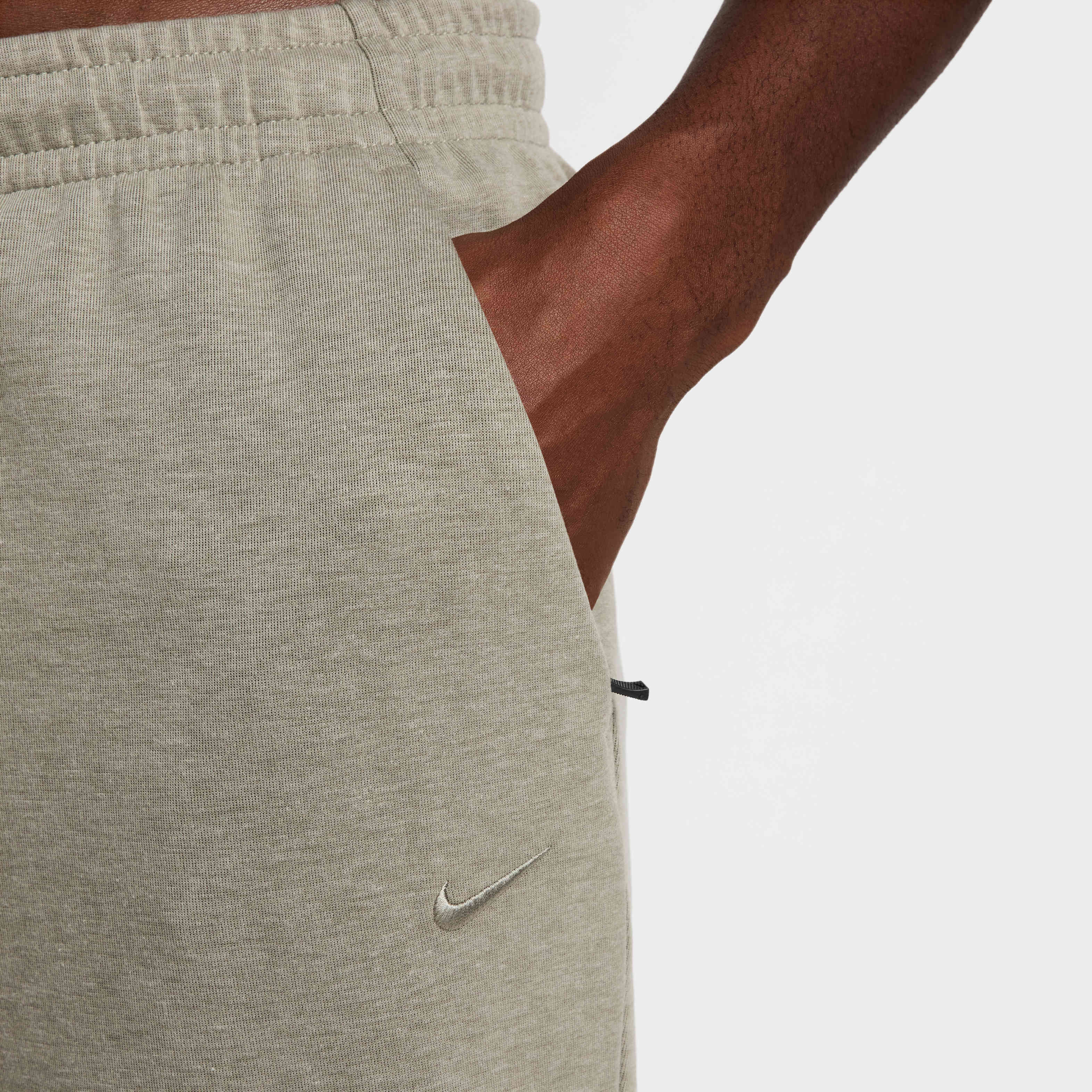 Nike Primary Fleece image number 3