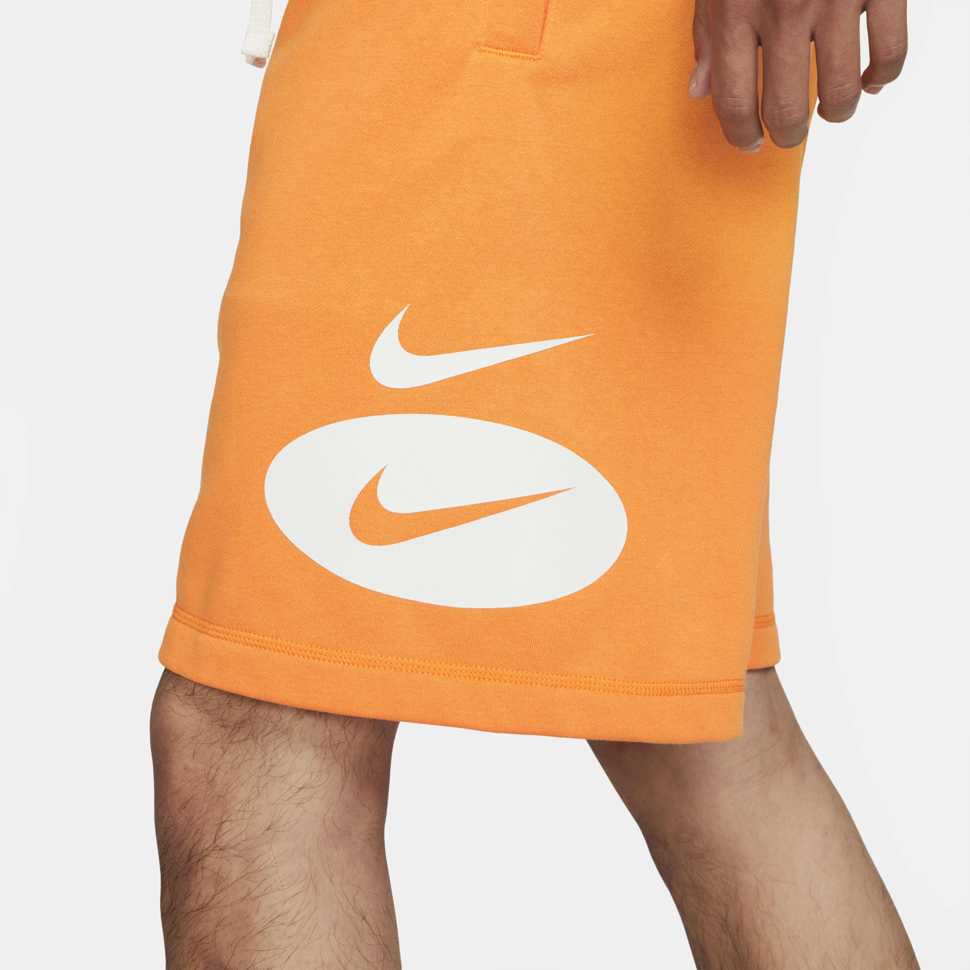 Nike Sportswear Swoosh League image number 4