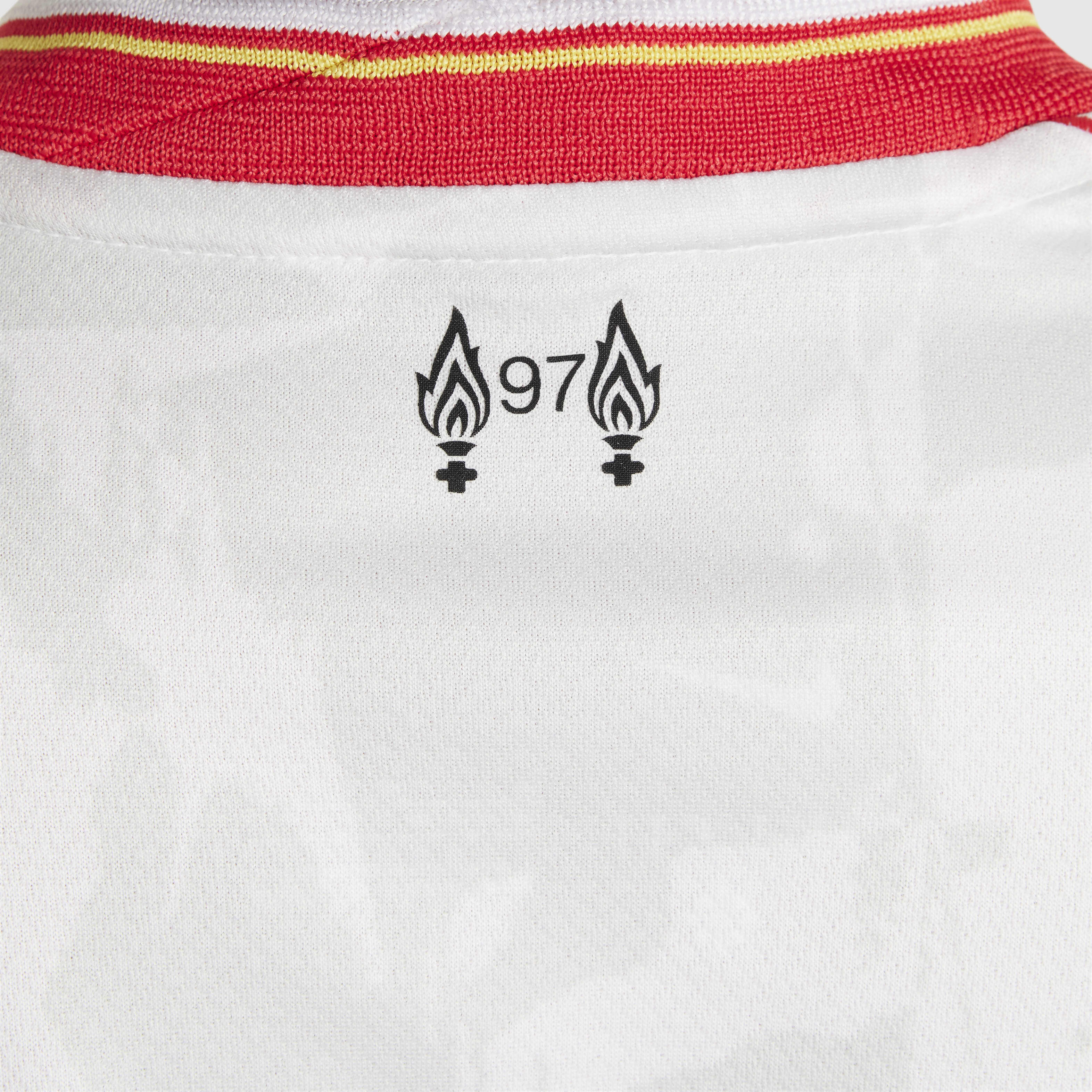 ليفربول 2024/25 ستيديوم البديل image number 6